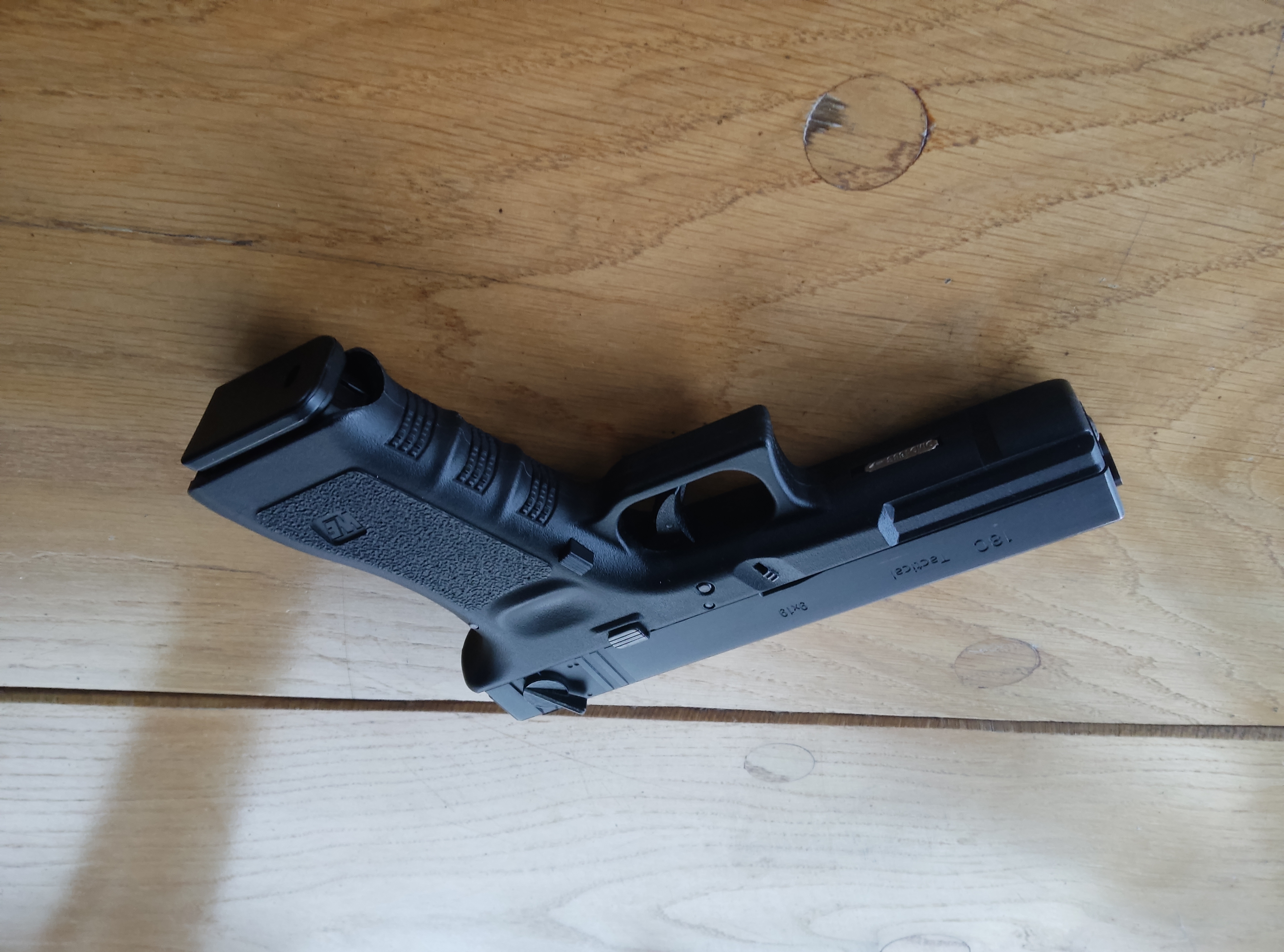 G18C