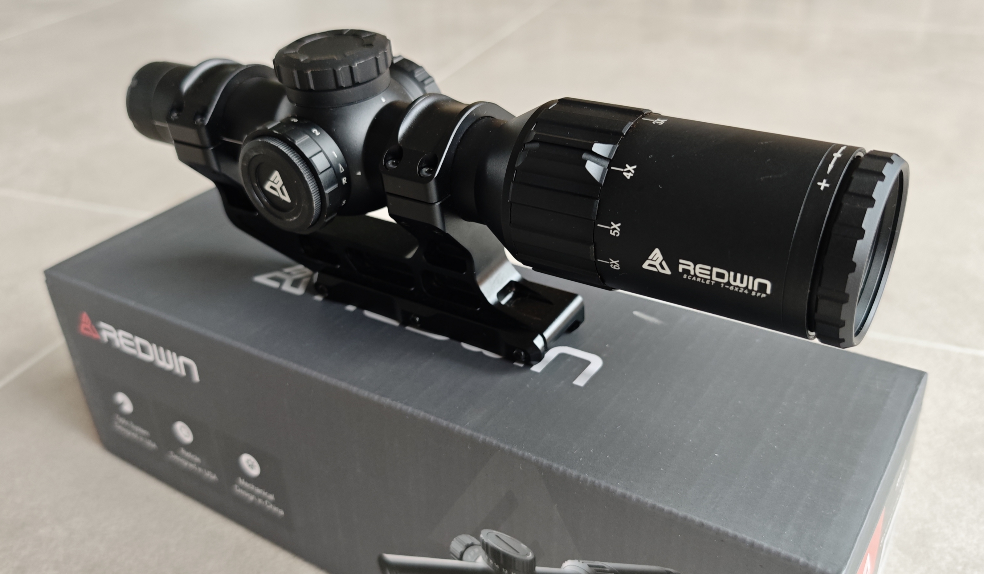 Luneta biegowa Redwin Scarlet 1-6×24 + montaż