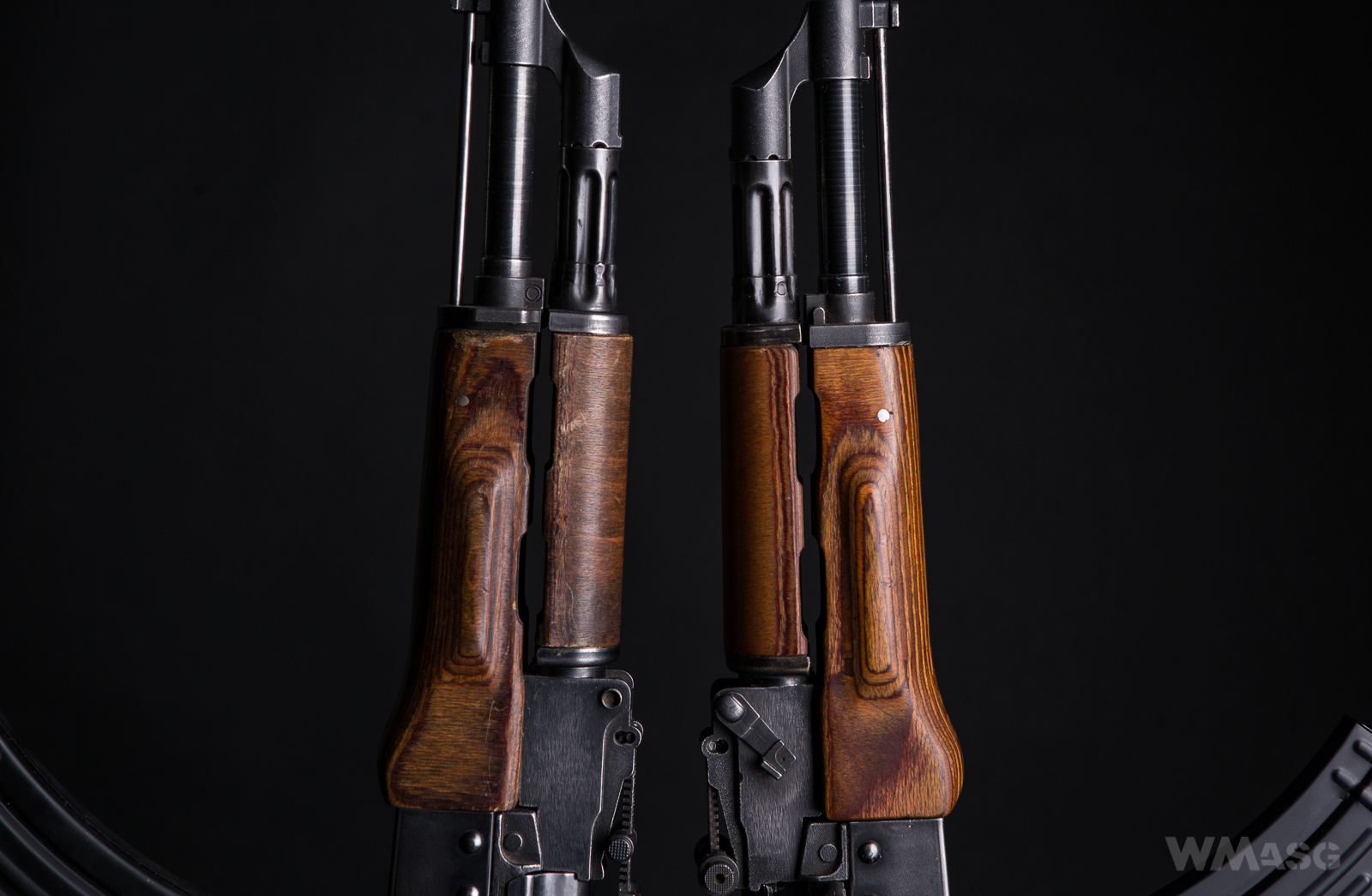 AKM G&G (z AIMS)