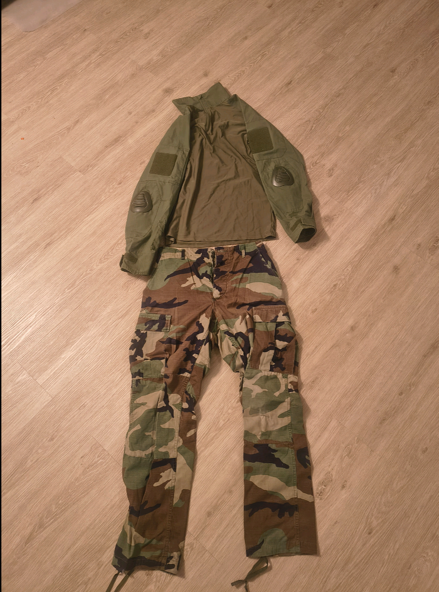 Komplet Combat Shirt helikon plus Woodland BDU