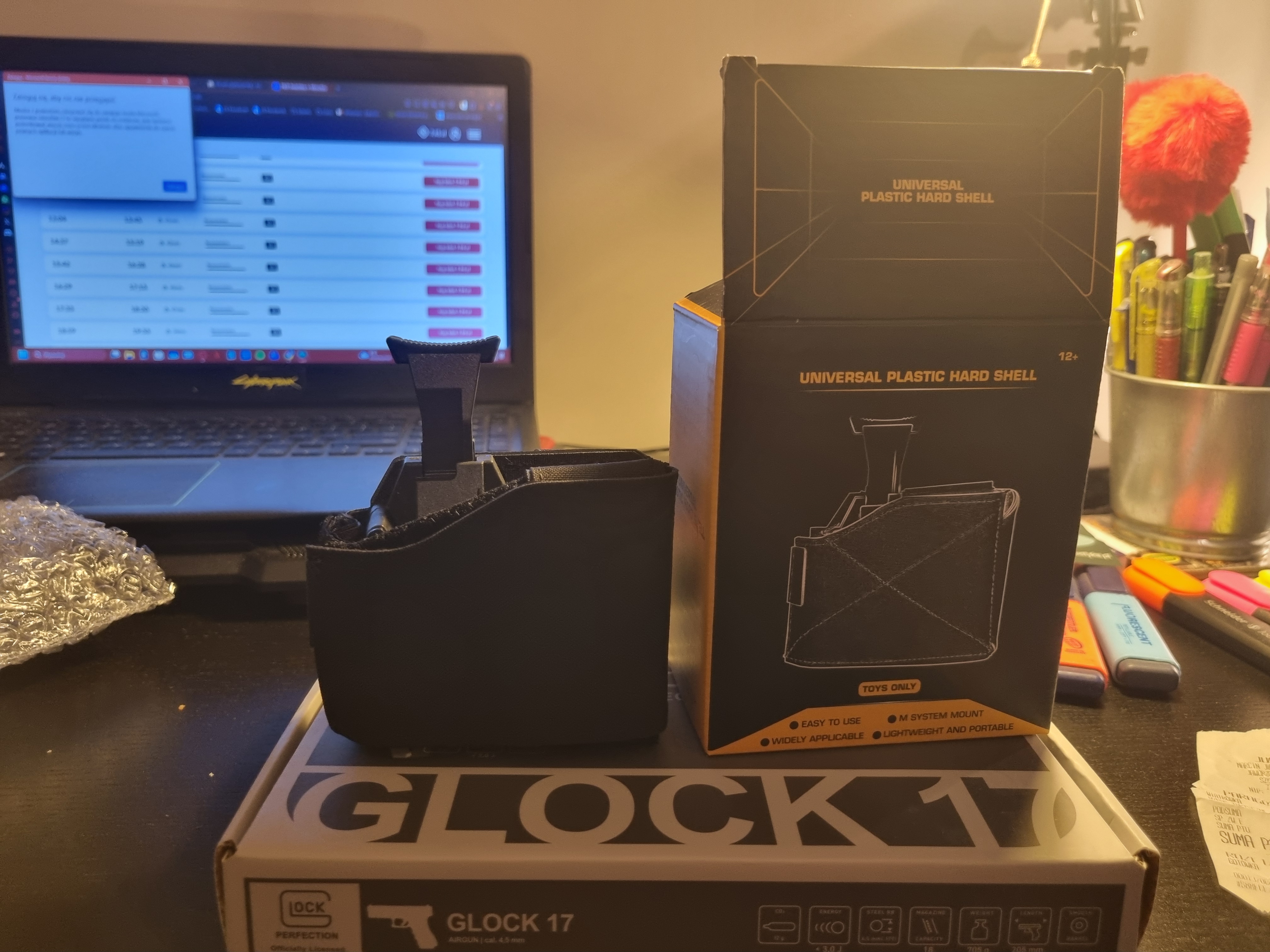 Replika ASG Glock 17 + uniwersalna kabura