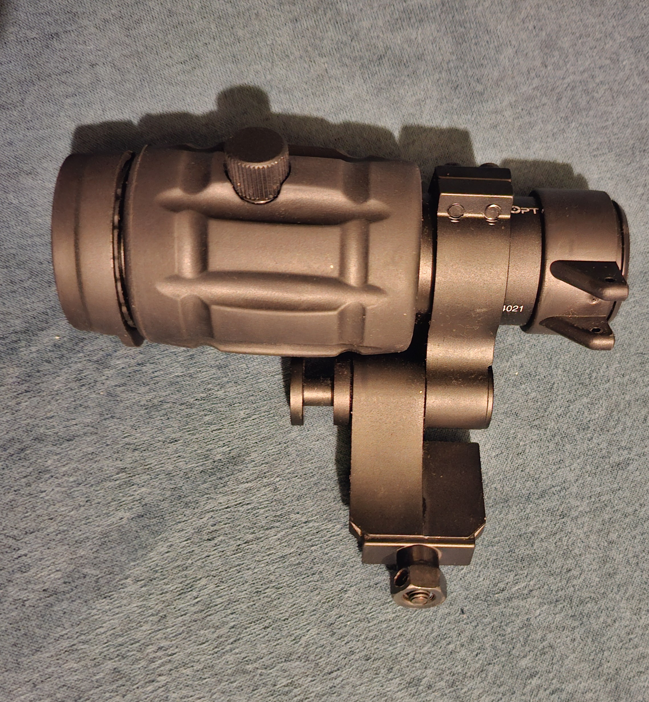 Magnifer/ Powiekszalnik/ Powiekszacz  Vector Optics Maverick 3x26