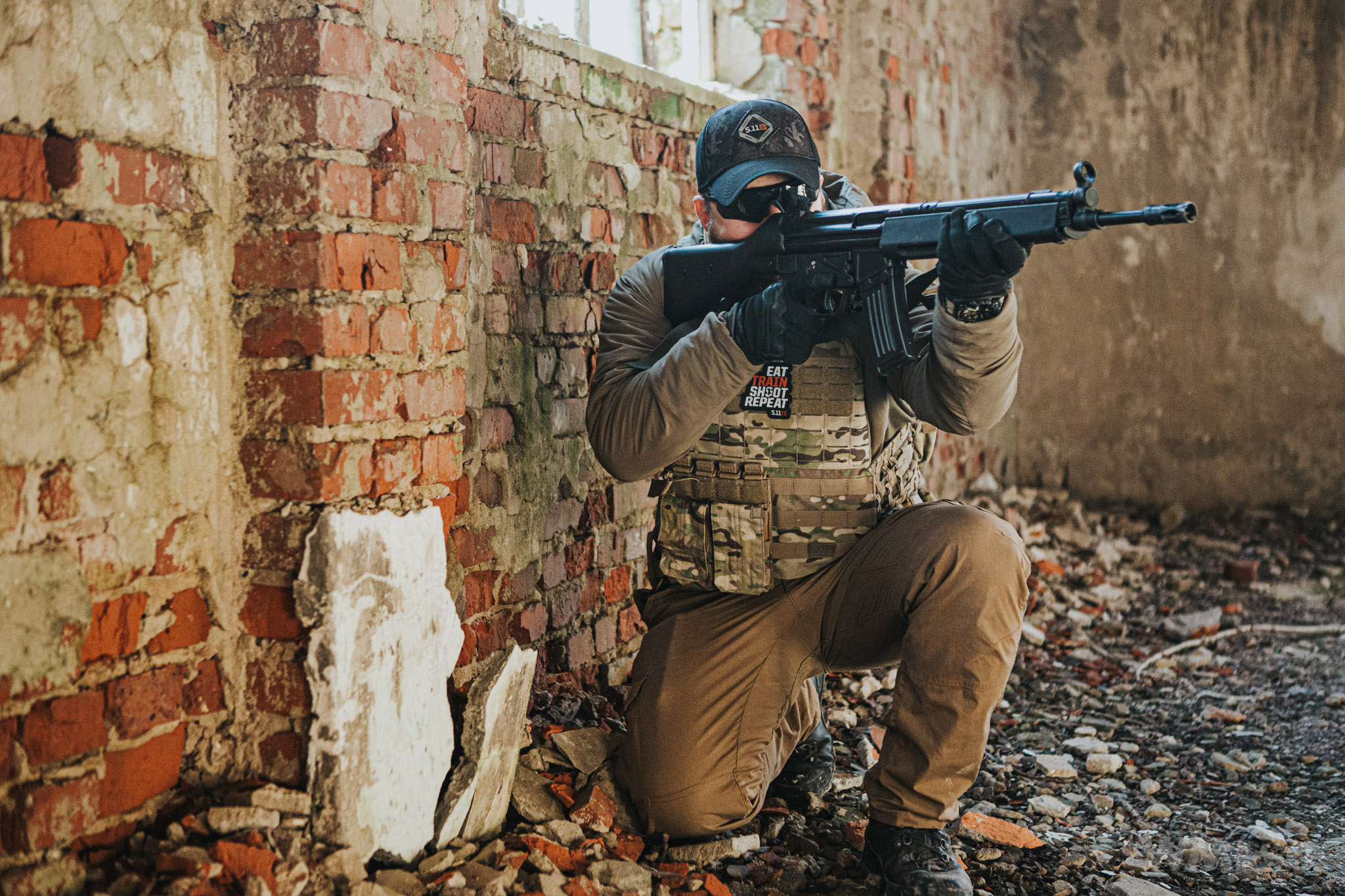 LCT LK-33A2 (HK G33) w polu