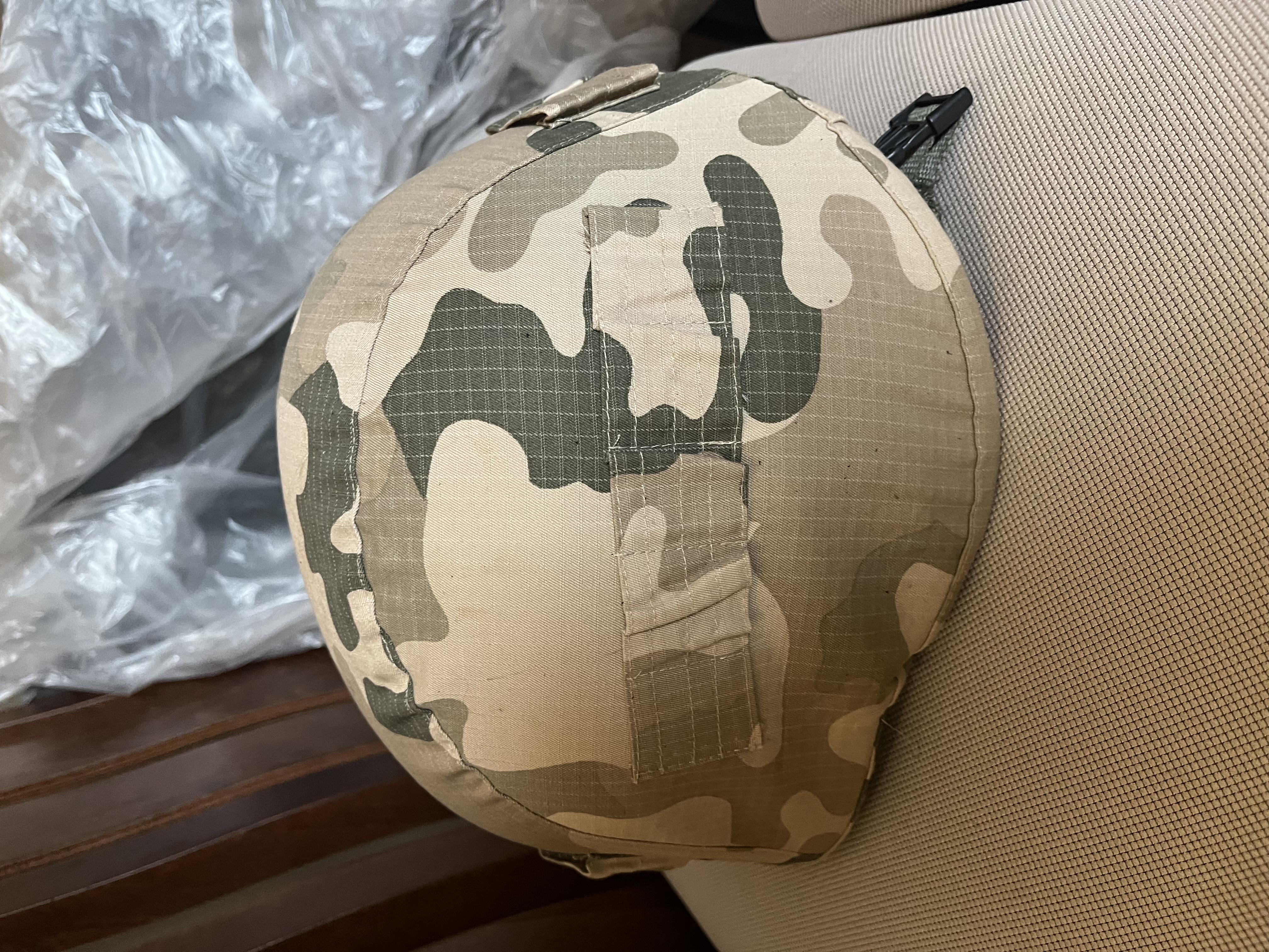 Pokrowiec na hełm wz93 pustynny