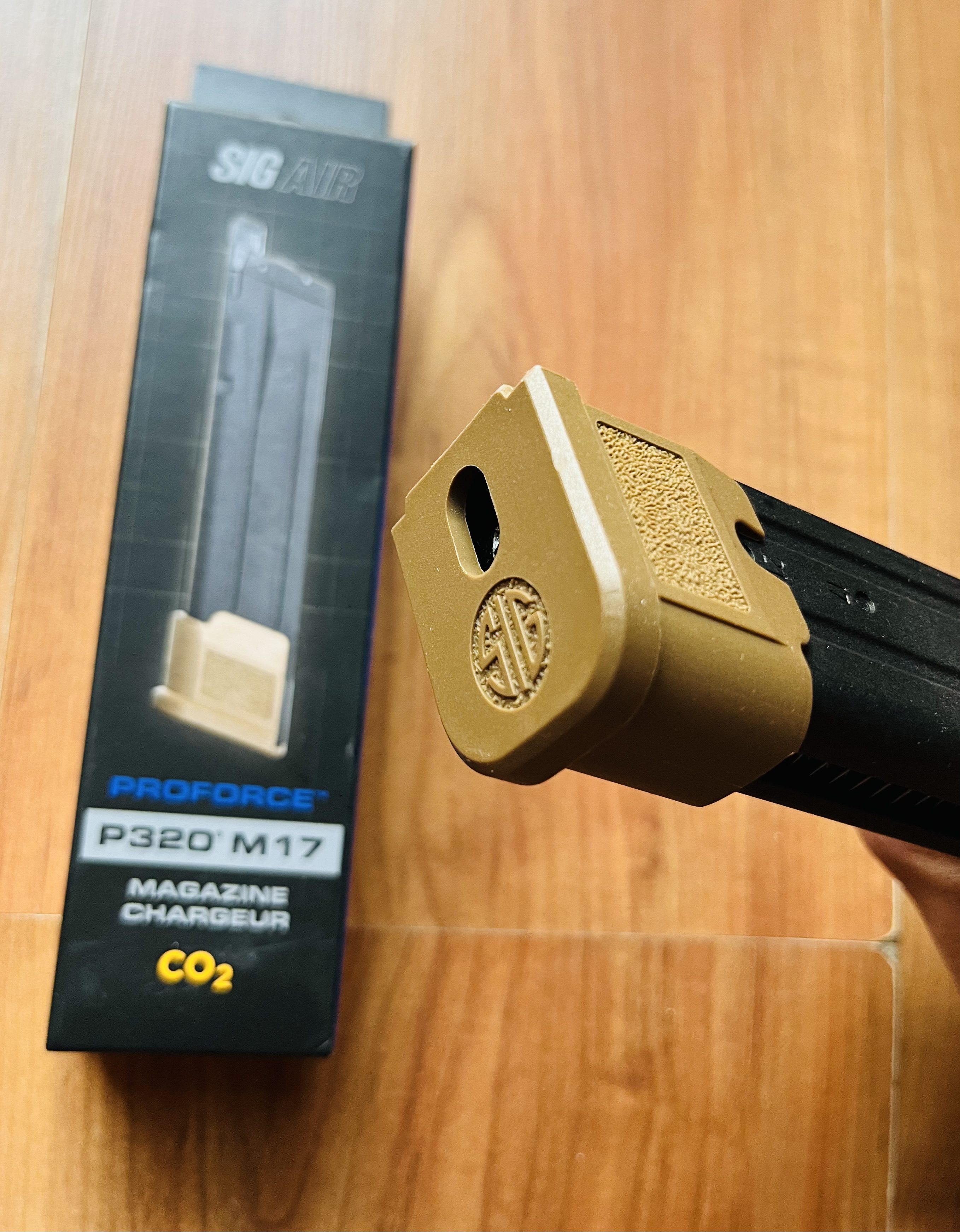 Magazynek Co2 do pistoletu Sig 0320 M17 / 18 Proforce