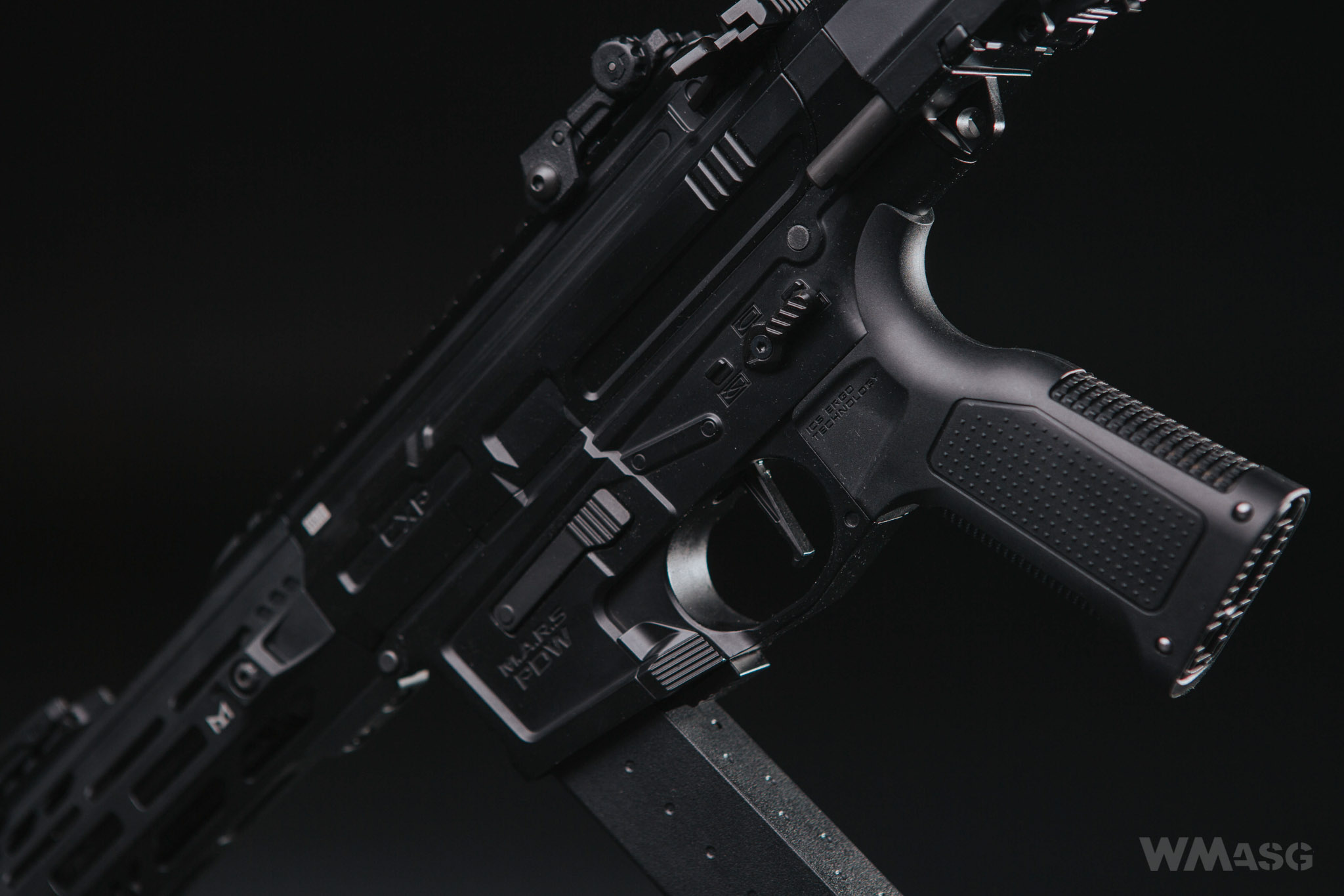 ICS CXP-MARS PDW9 z zewnątrz