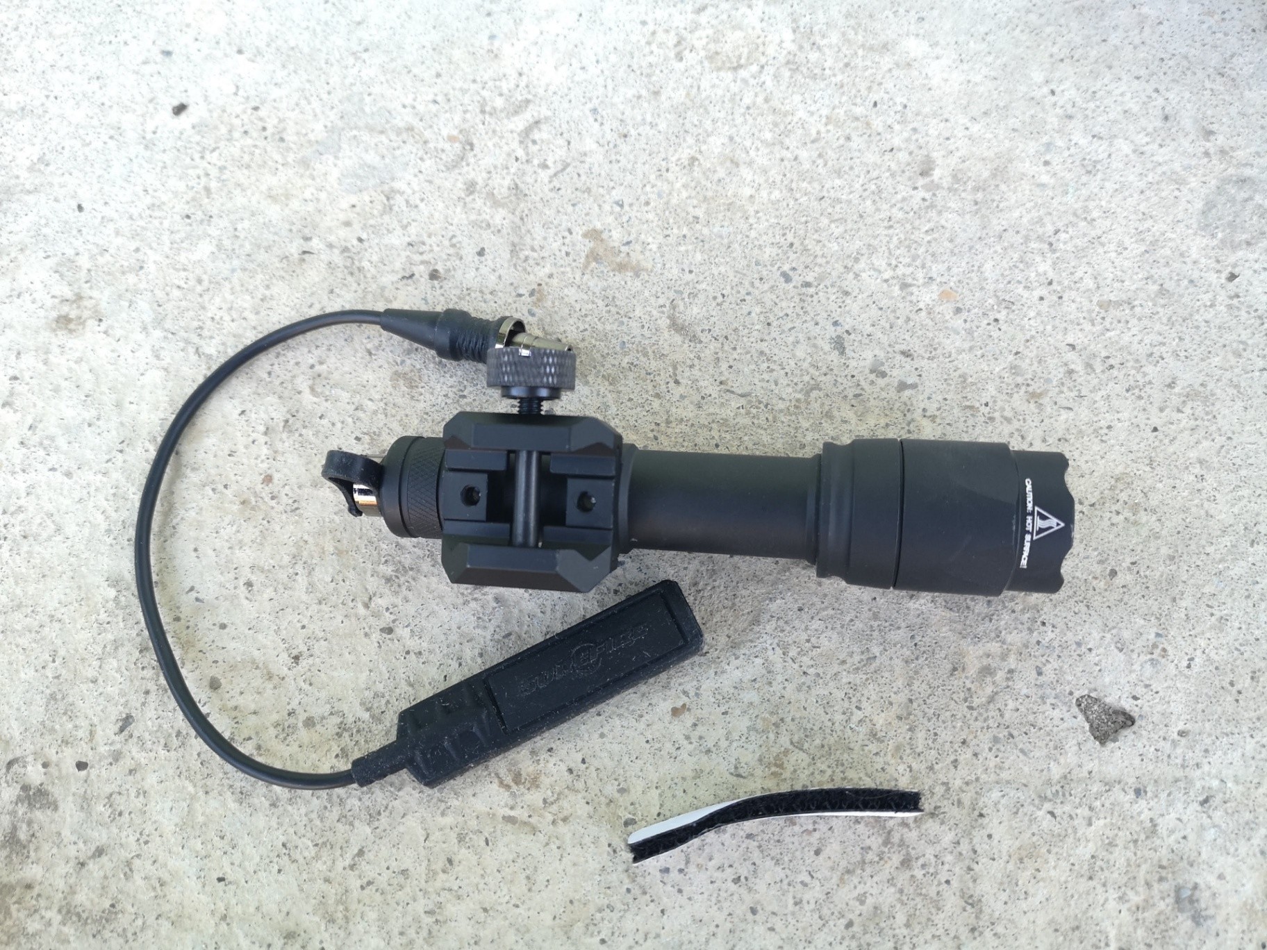 Latarka kopia SureFire M600 stan BDB