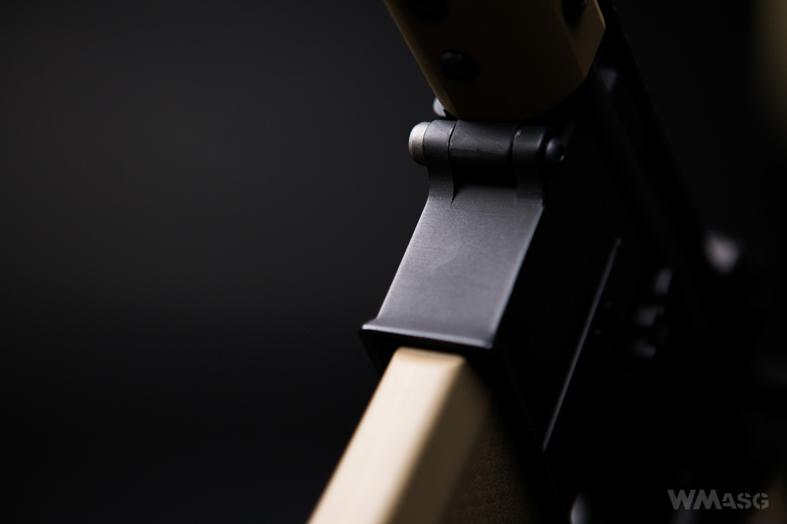 Specna Arms SA -E12 PDW Edge BK-TAN (sesja w studio)
