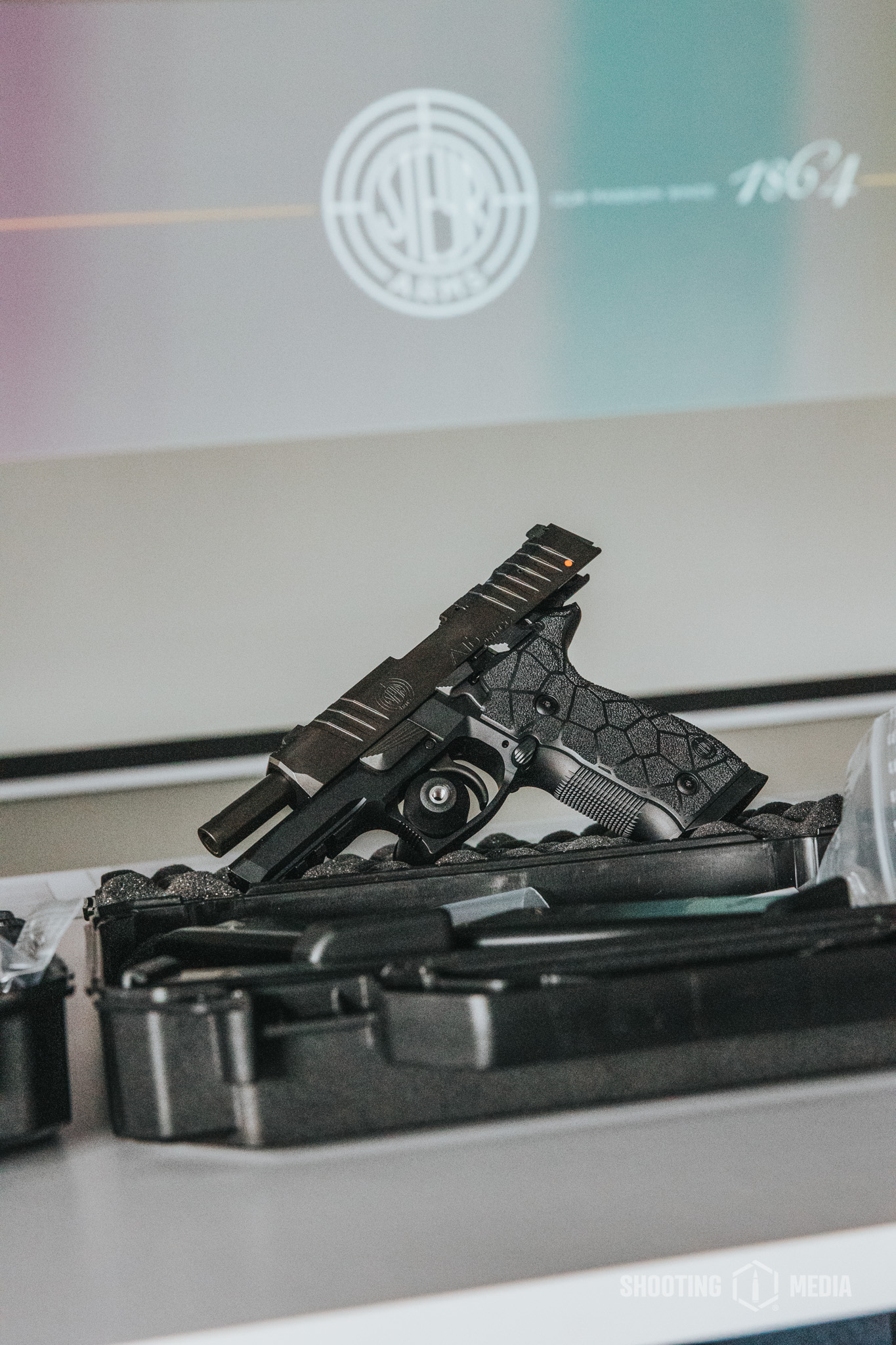 Polska premiera pistoletu Steyr AT