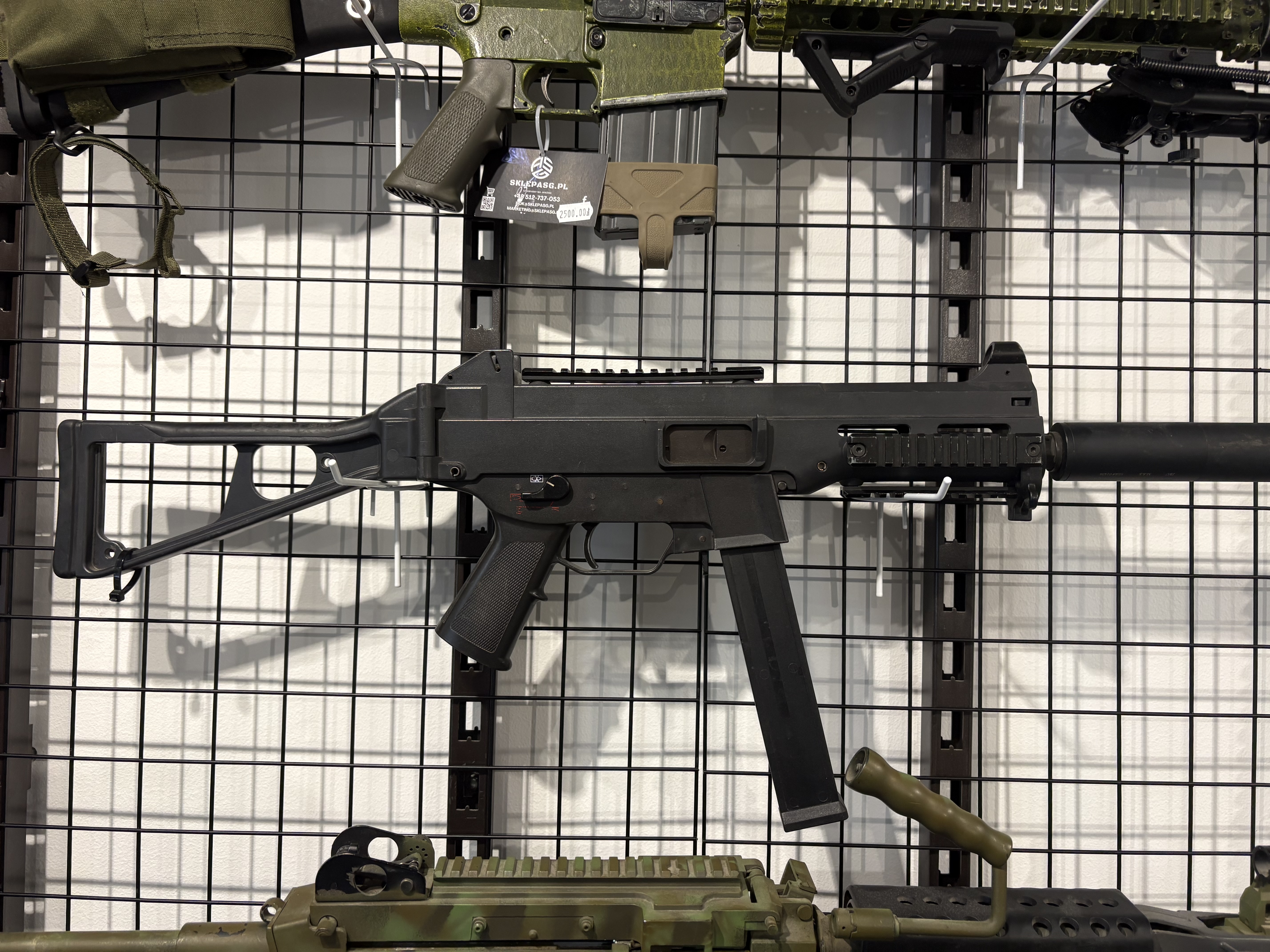 UMP 45 G&G stary wypust