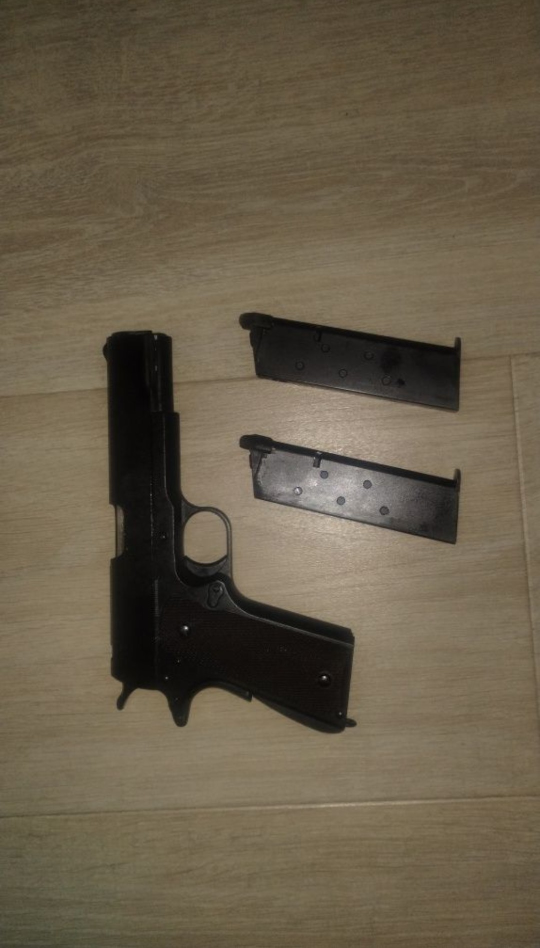 Pistolet 1911 od Golden eagle na green gas + 2 magazynki