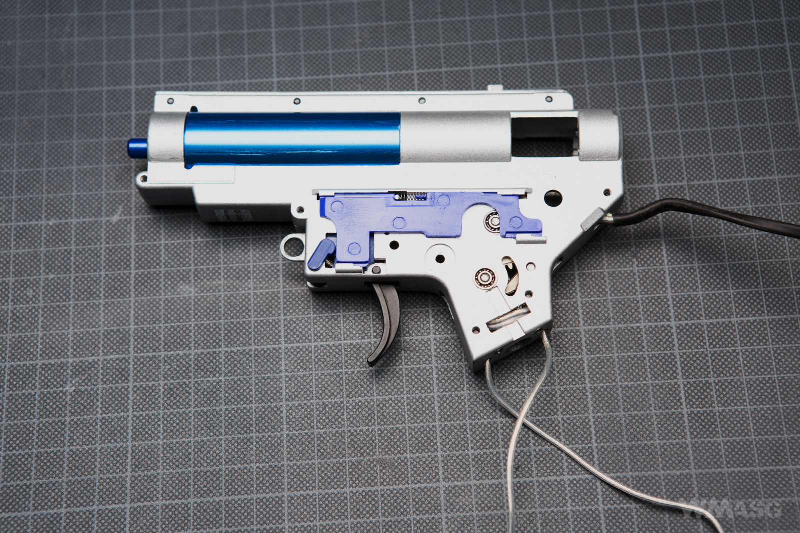 Specna Arms SA-E12 PDW - wewnątrz