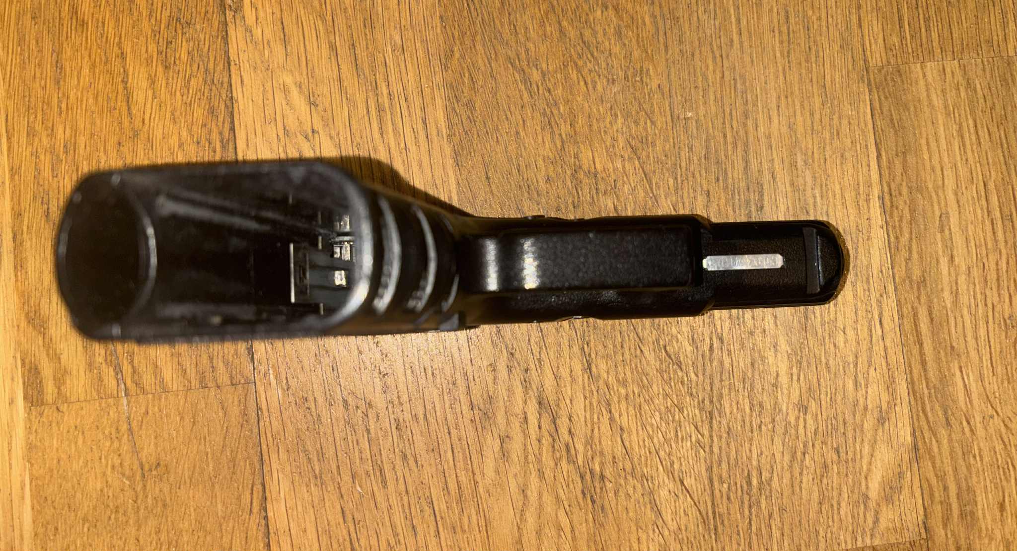 Glock 19+części od firmy Asg (Cena do dogadanai) (,,Oddam za grosze")