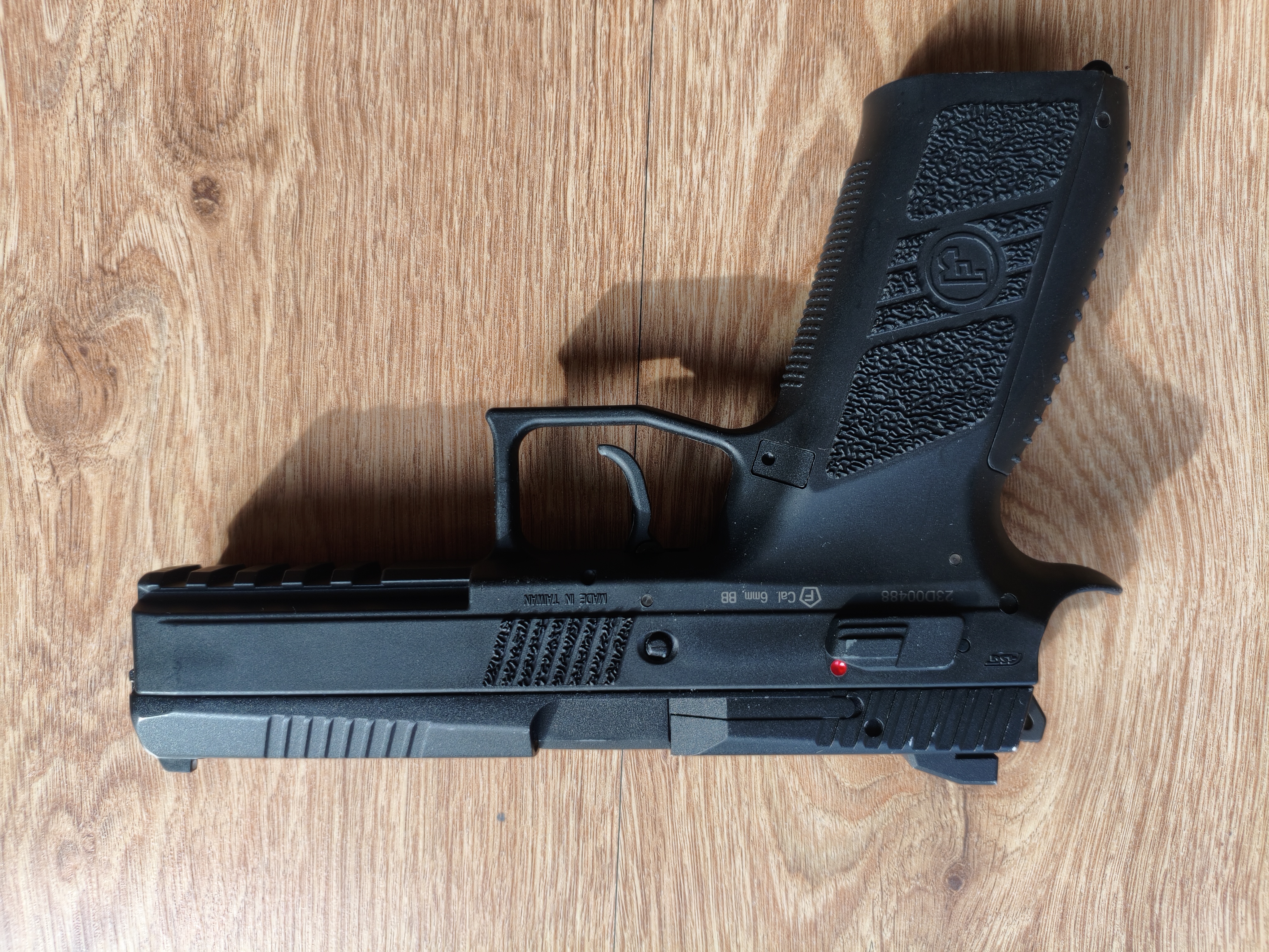 Pistolet CZ P-09 Green Gas Blowback metalowy super stan