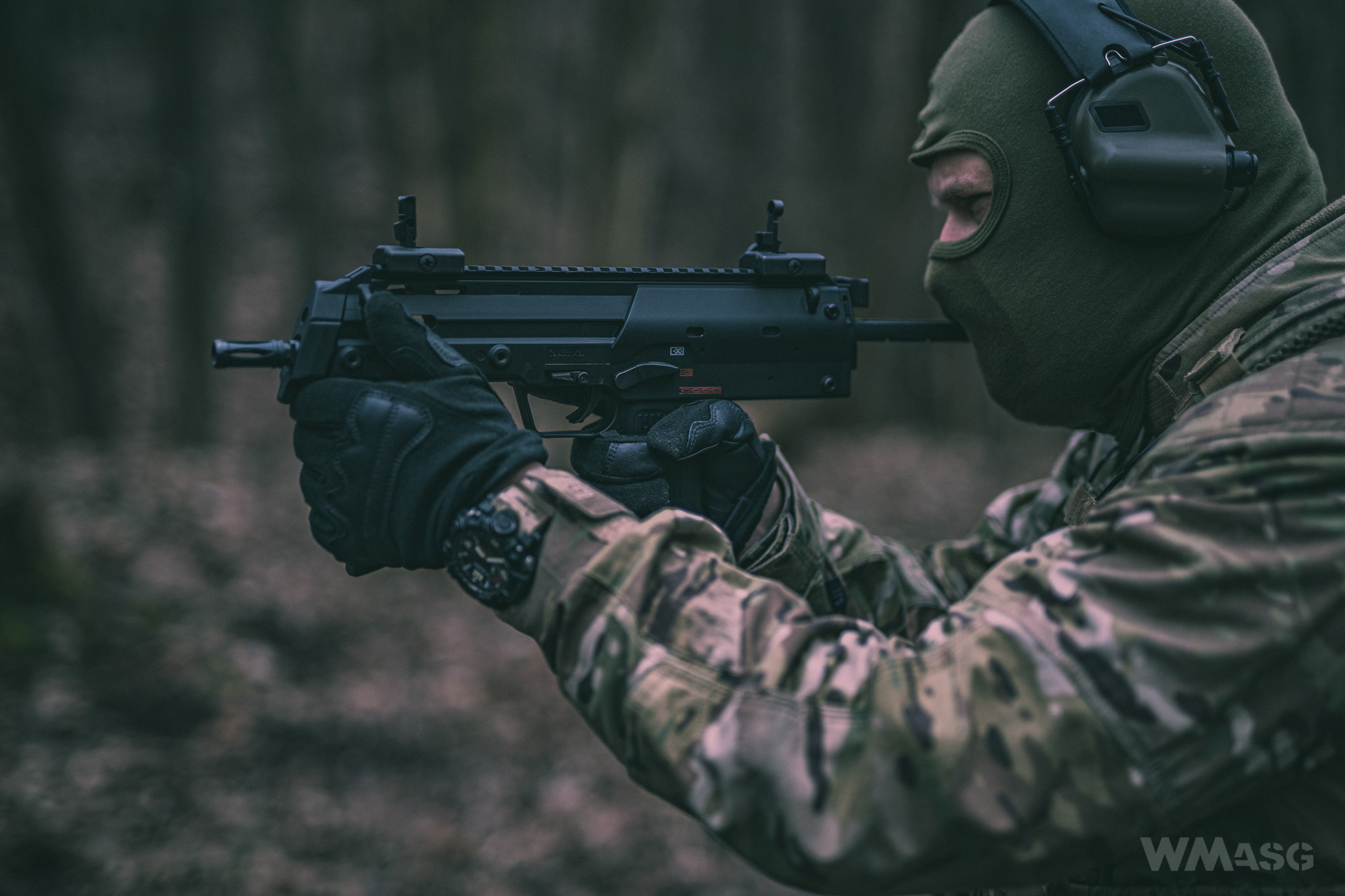 HK MP7A1 AEG - UMAREX/VFC- w terenie