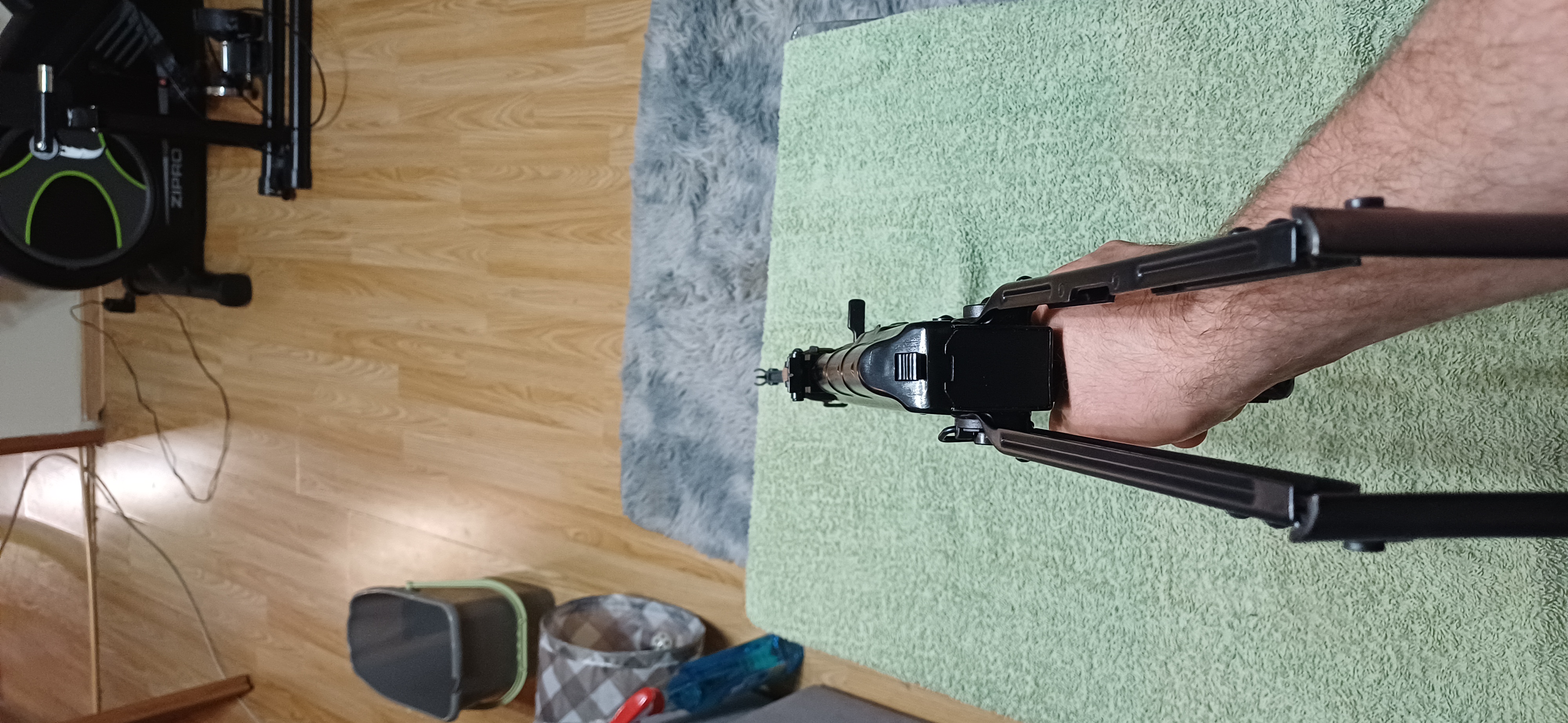 E&L  AKMS  gen 2
