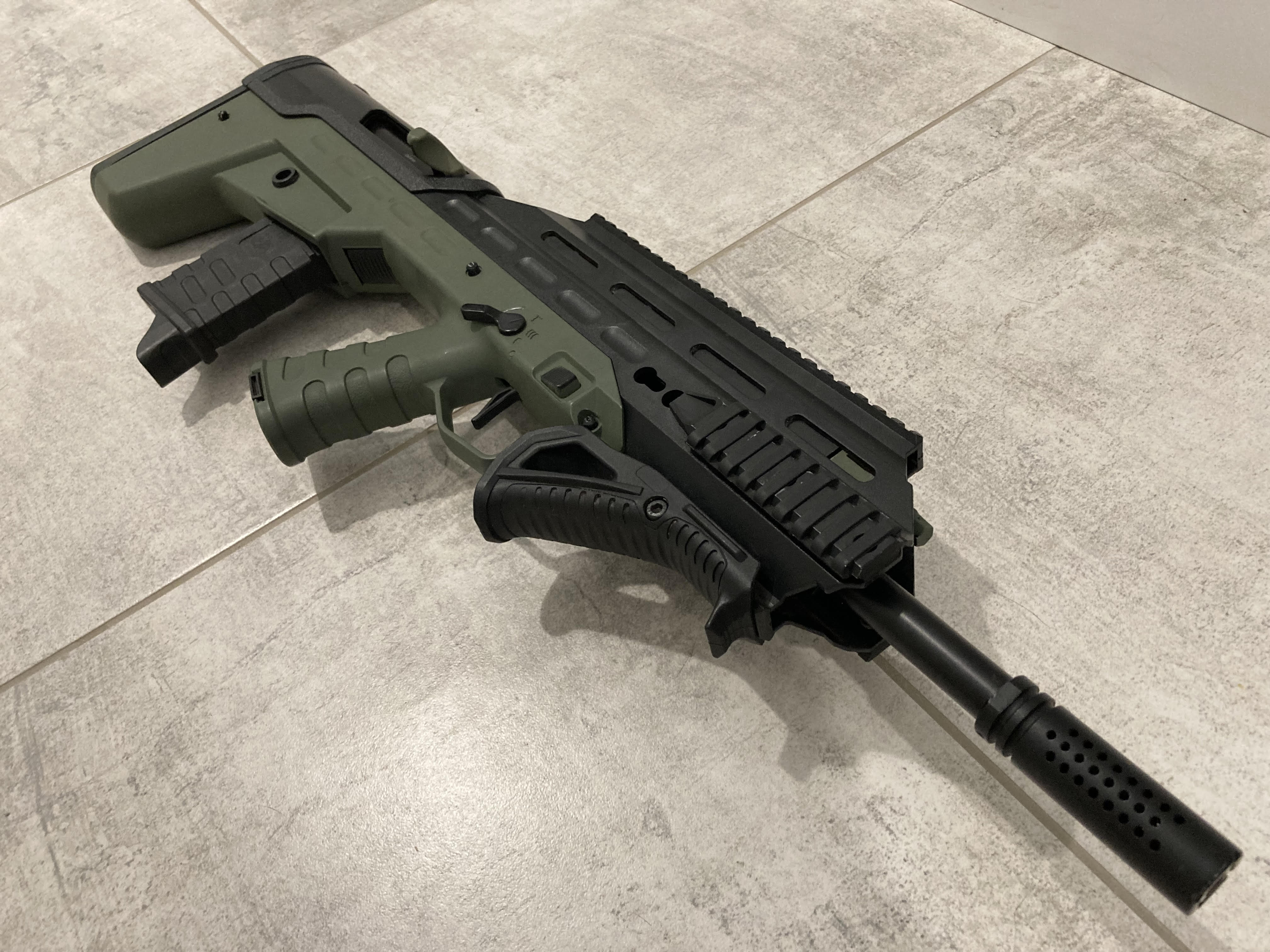 UAR APS, AEG (mocny tuning ~2,3 J)