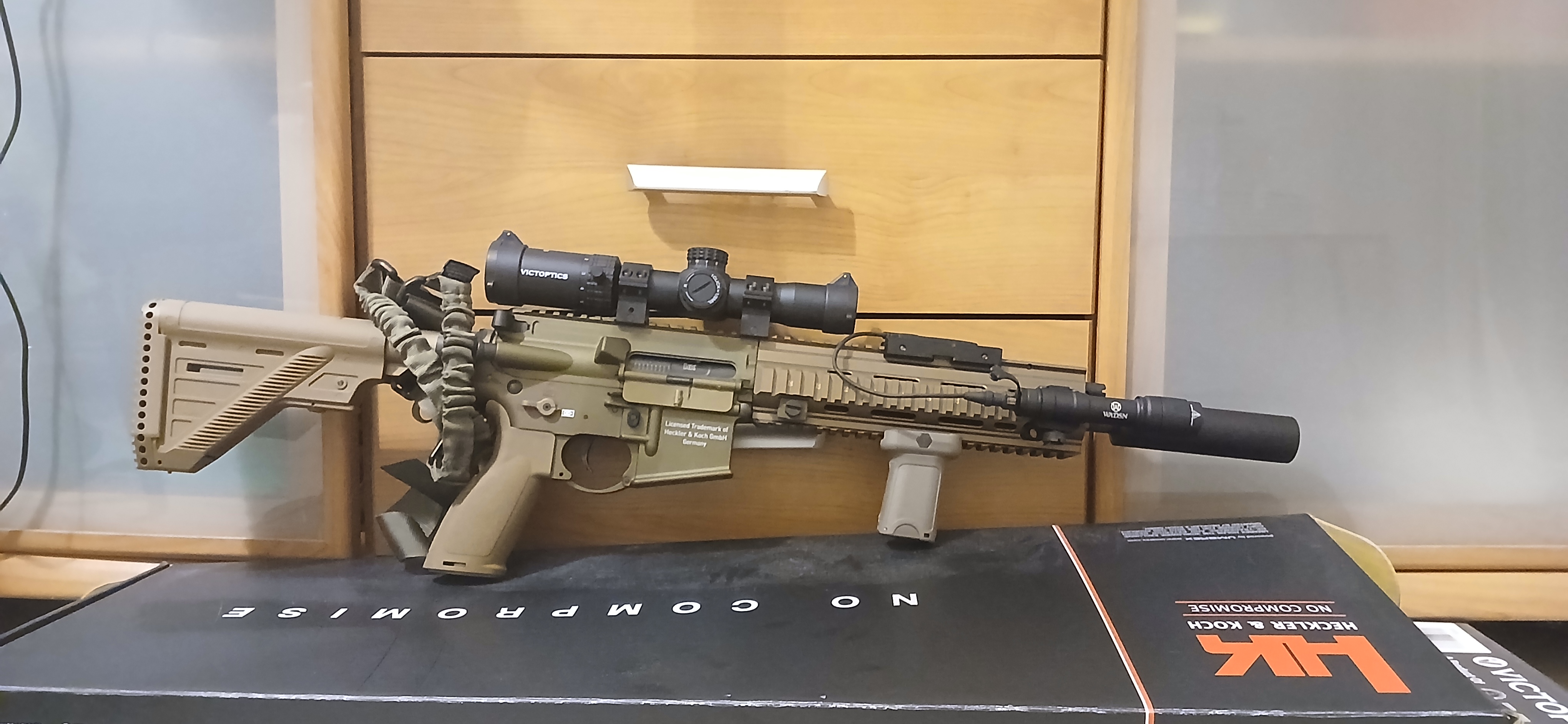 HK416 UMAREX/VFC. 0 przebieg SPRZEDAWANE JAKO ZESTAW