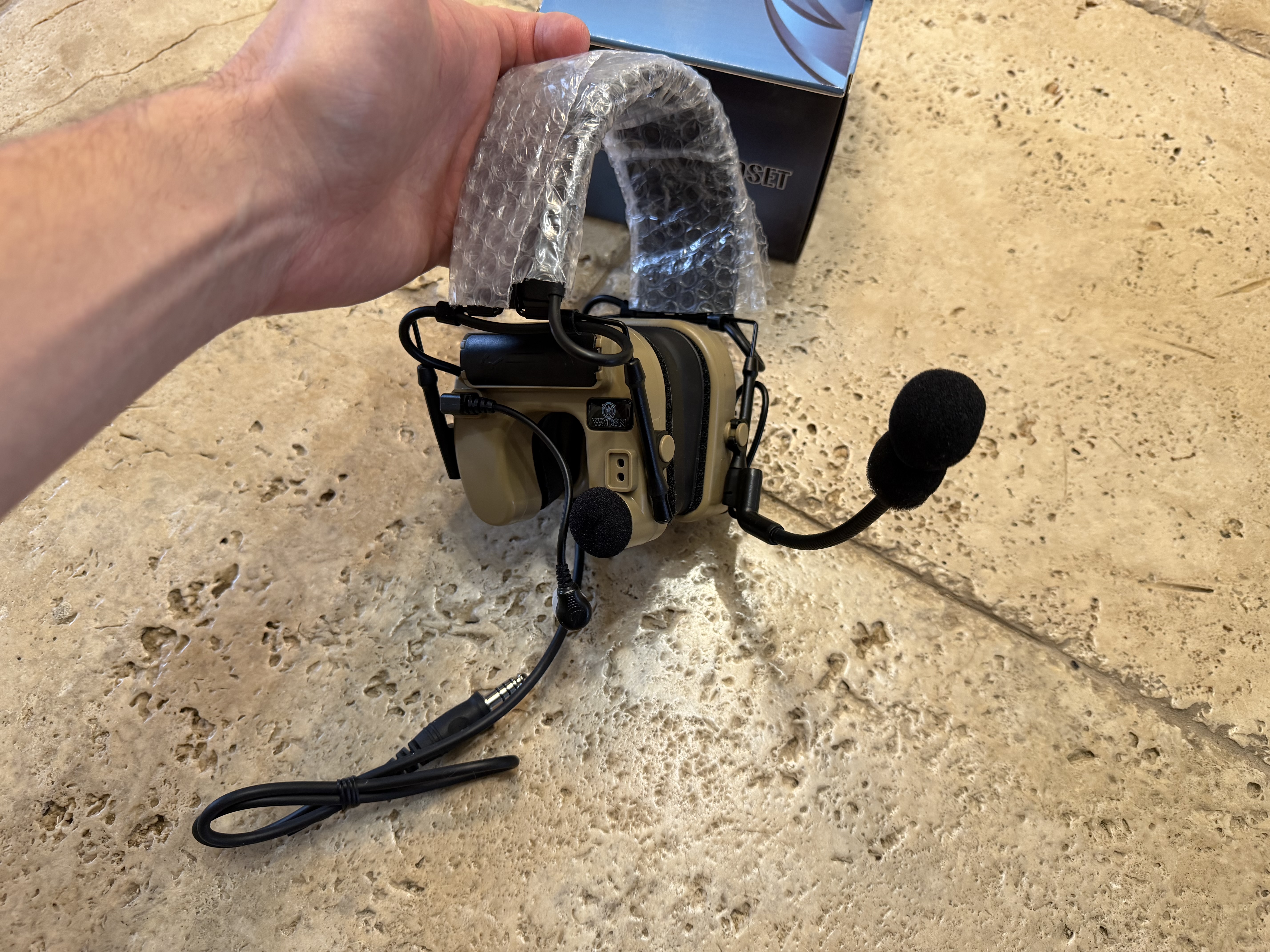 Słuchawki aktywne kopia Peltor ComTac IV