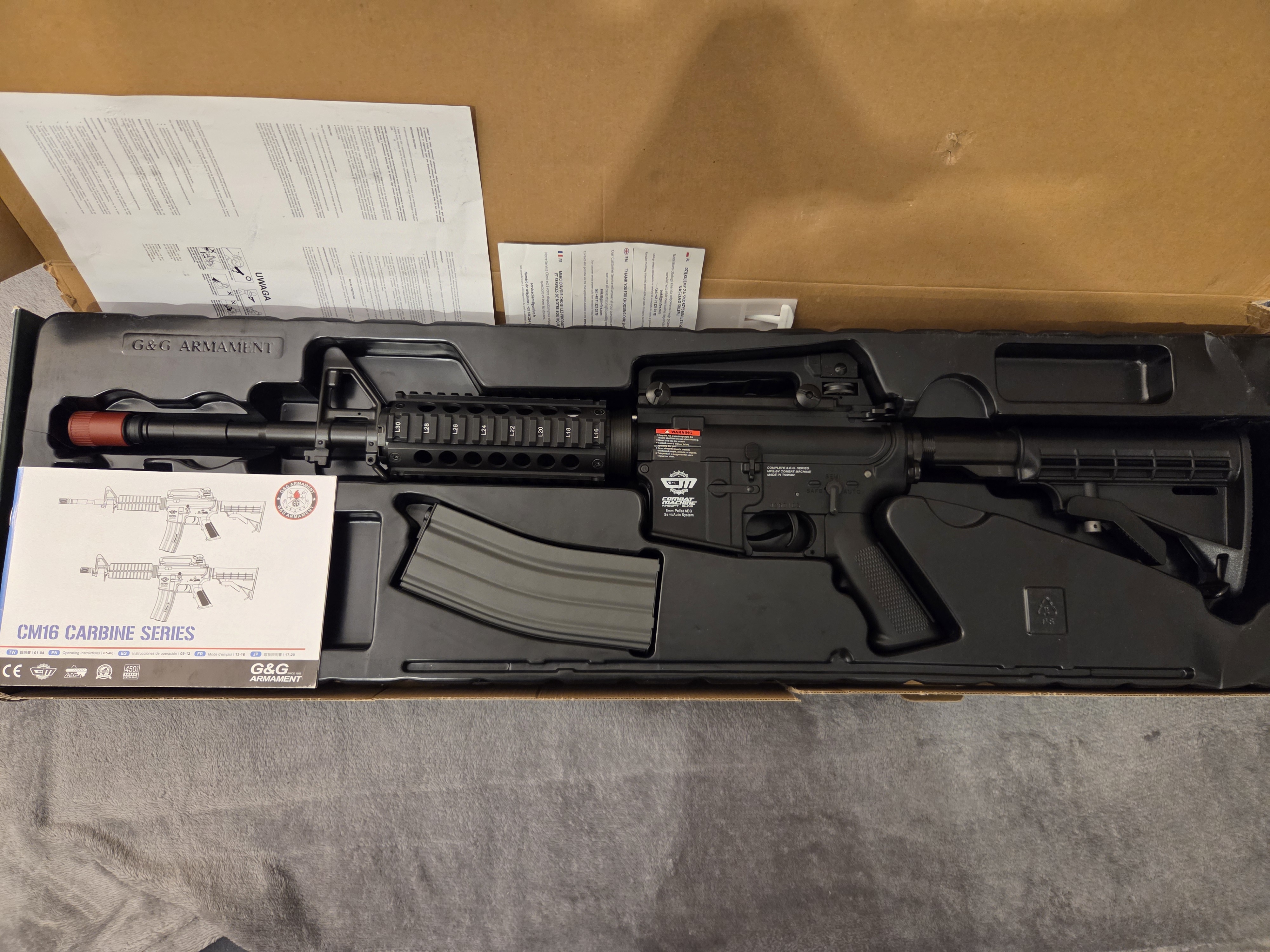 CM16 Carbine M4A1/Ris G&G 1.4 J jak nowa