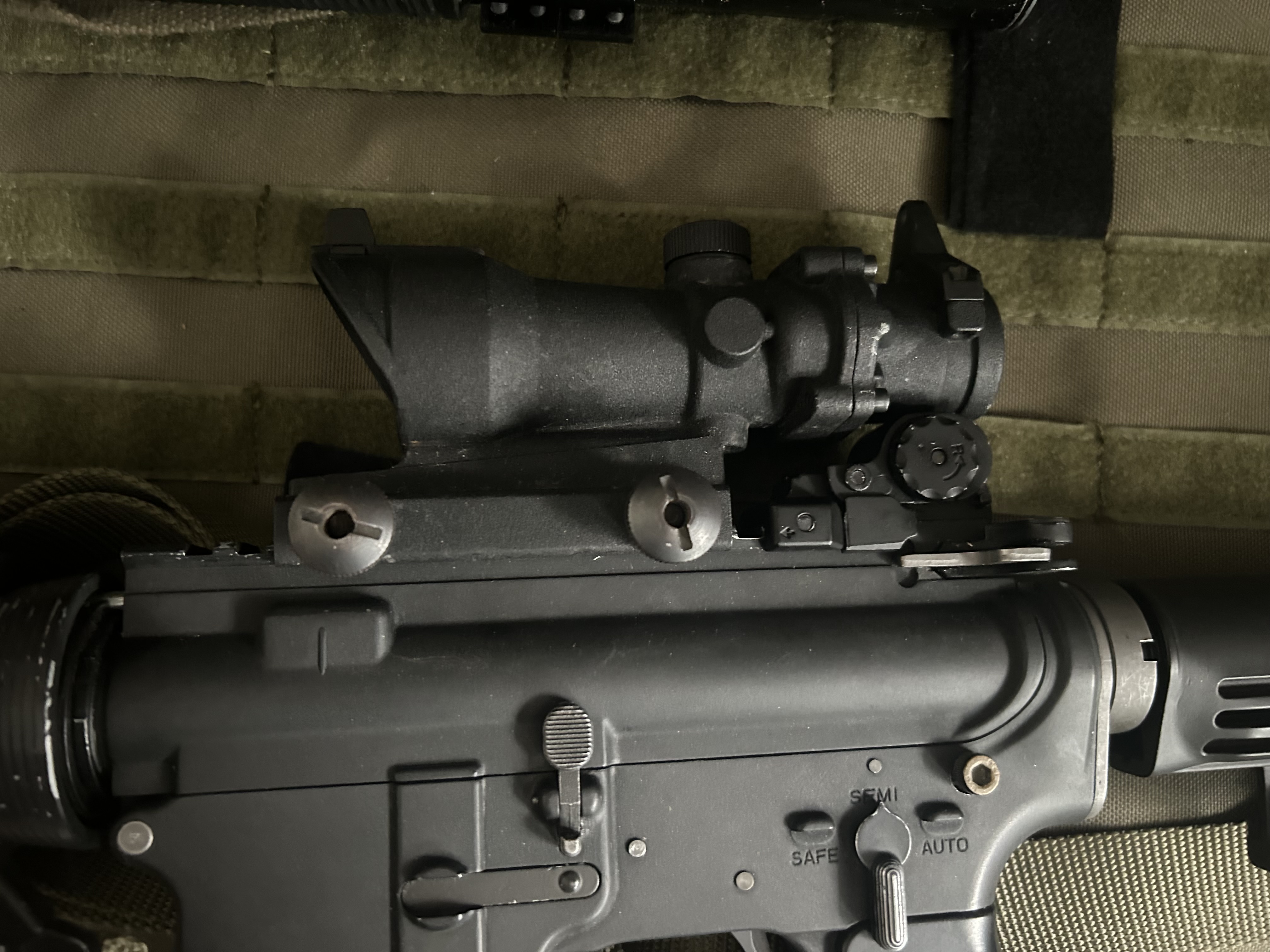 Luneta ACOG 4x32 zamiana na Aimpointa