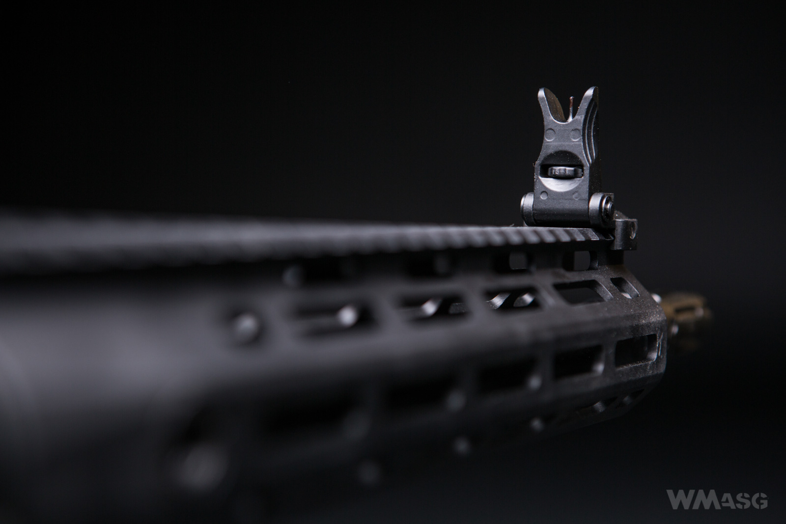 Cyma CM.097B - z zewnątrz