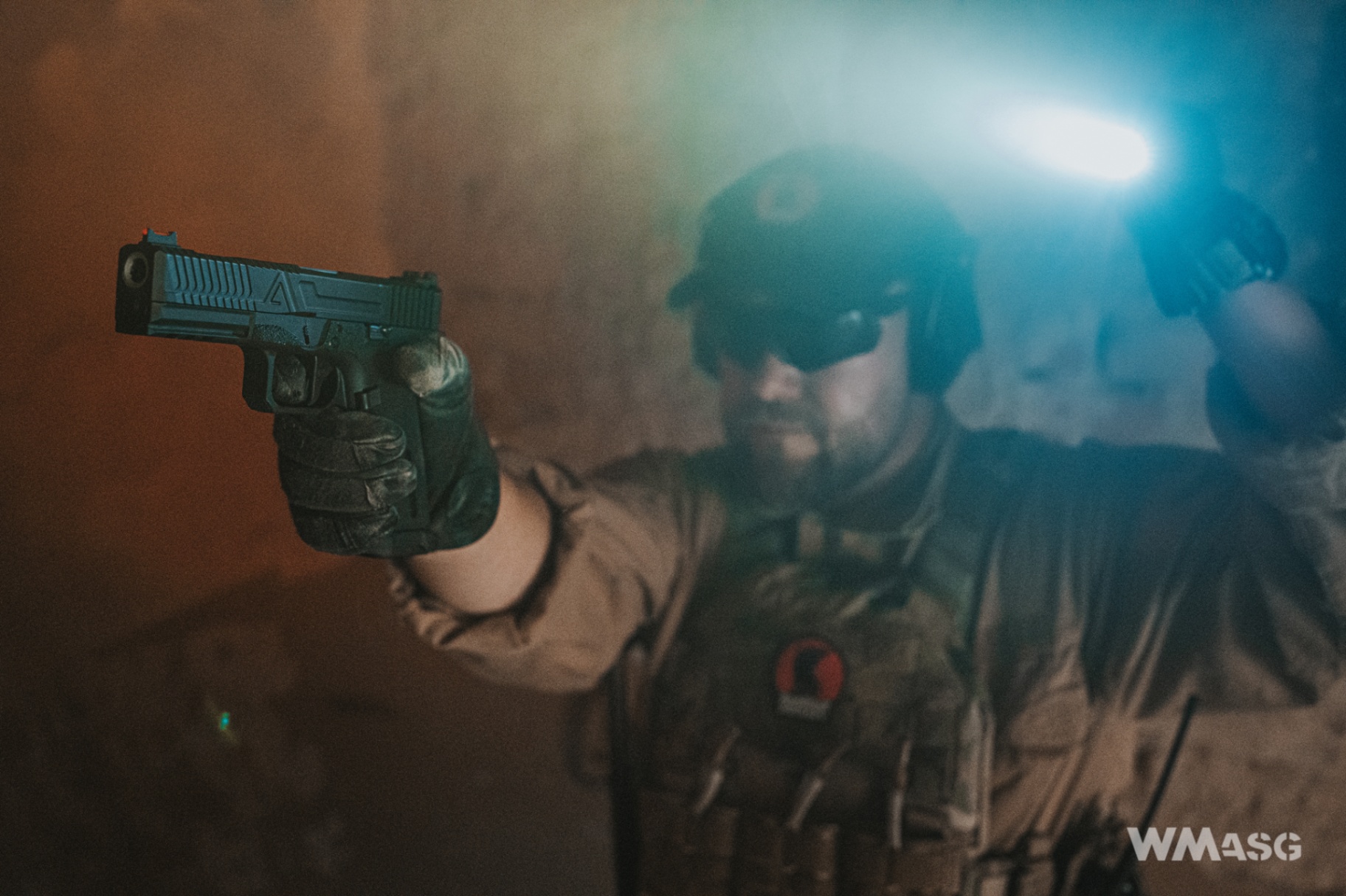 RedWolf Airsofy Agency Arms EXA w plenerze