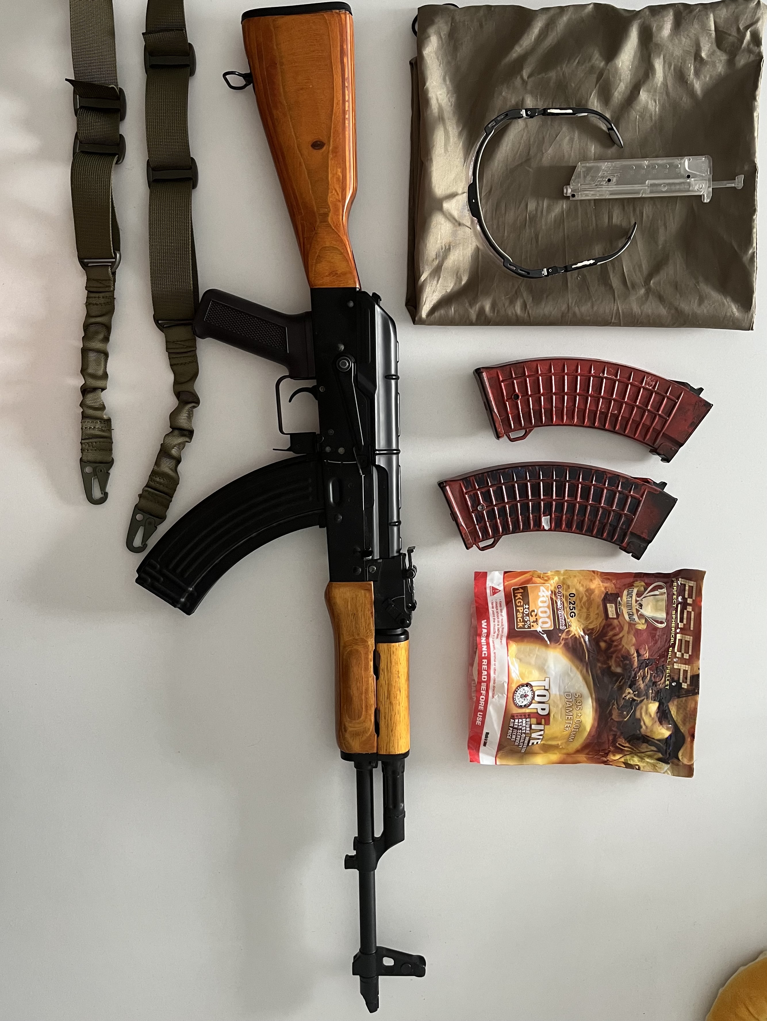Replika karabinu szturmowego CM048