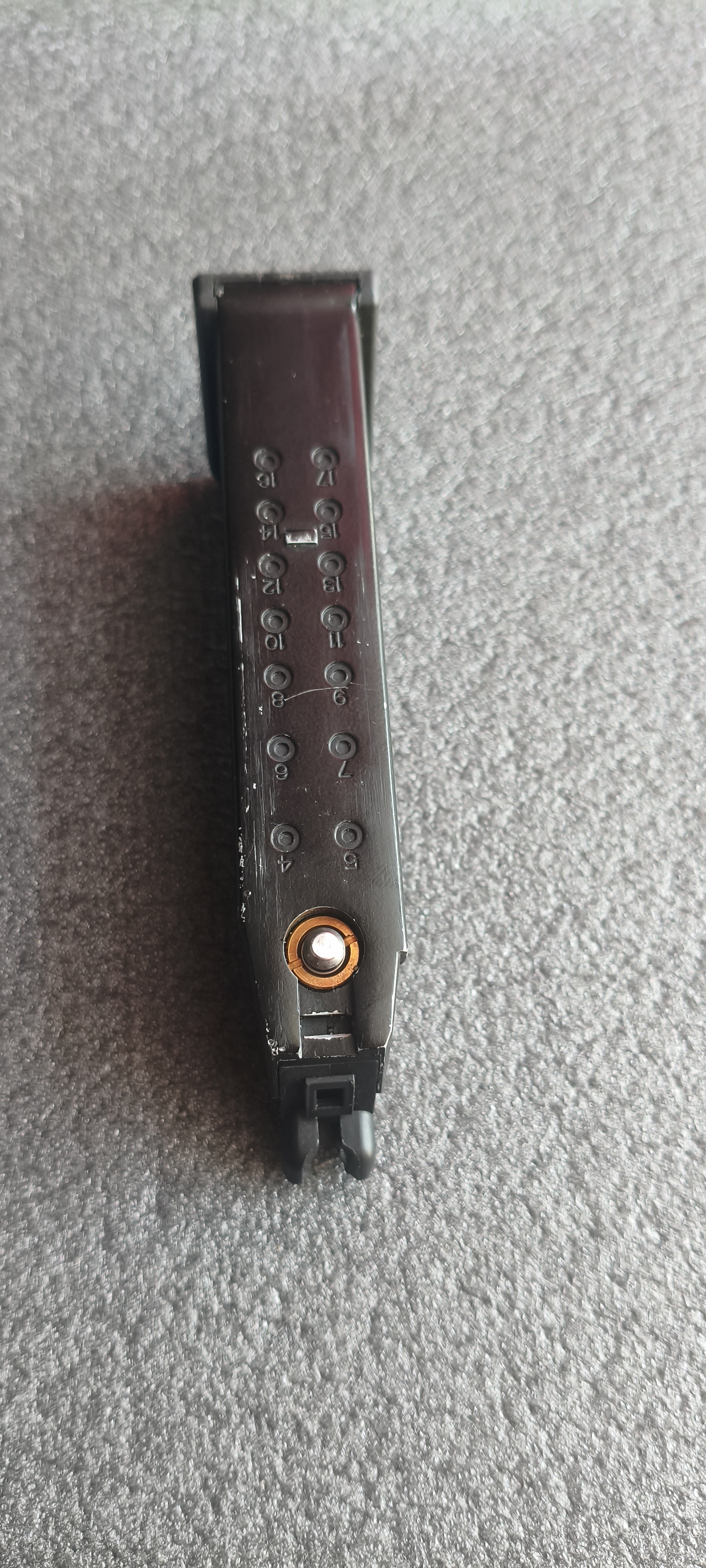 AAP-01 - 2 magazynki (23 + 50 kulek)
