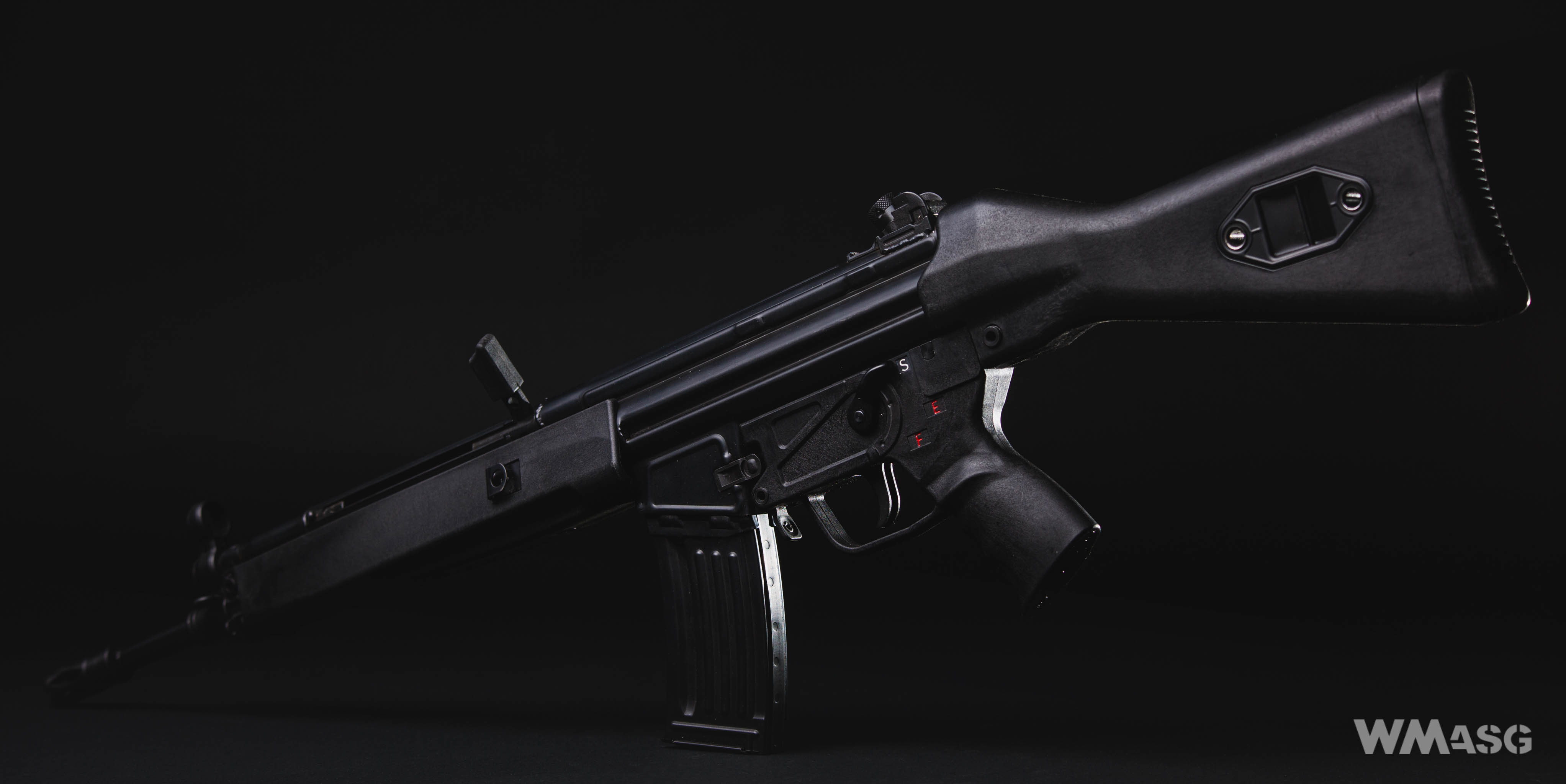 LCT LK-33A2 (HK G33) z zewnątrz