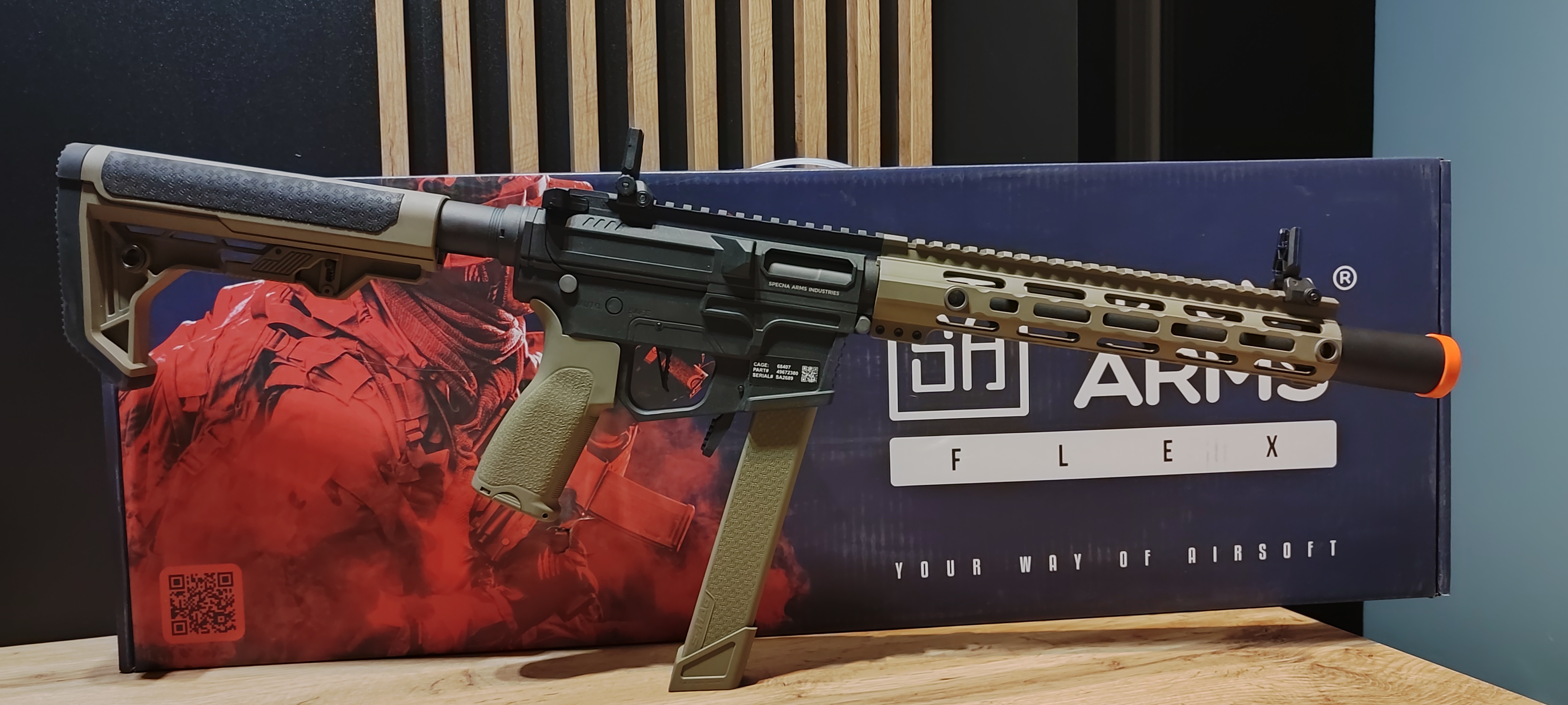 Zestaw Airsoft Specna Arms X-Series + 5x Magazynek (4 nowe S-Mag) + 2x Aku LiPo + Ładowarka + 2.5kg Kulek Bio