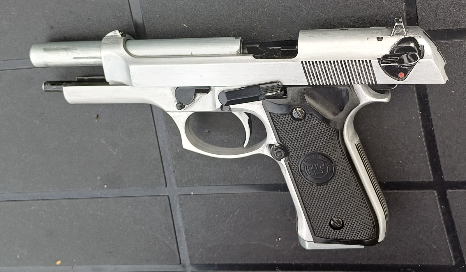 WE Beretta M9 gbb