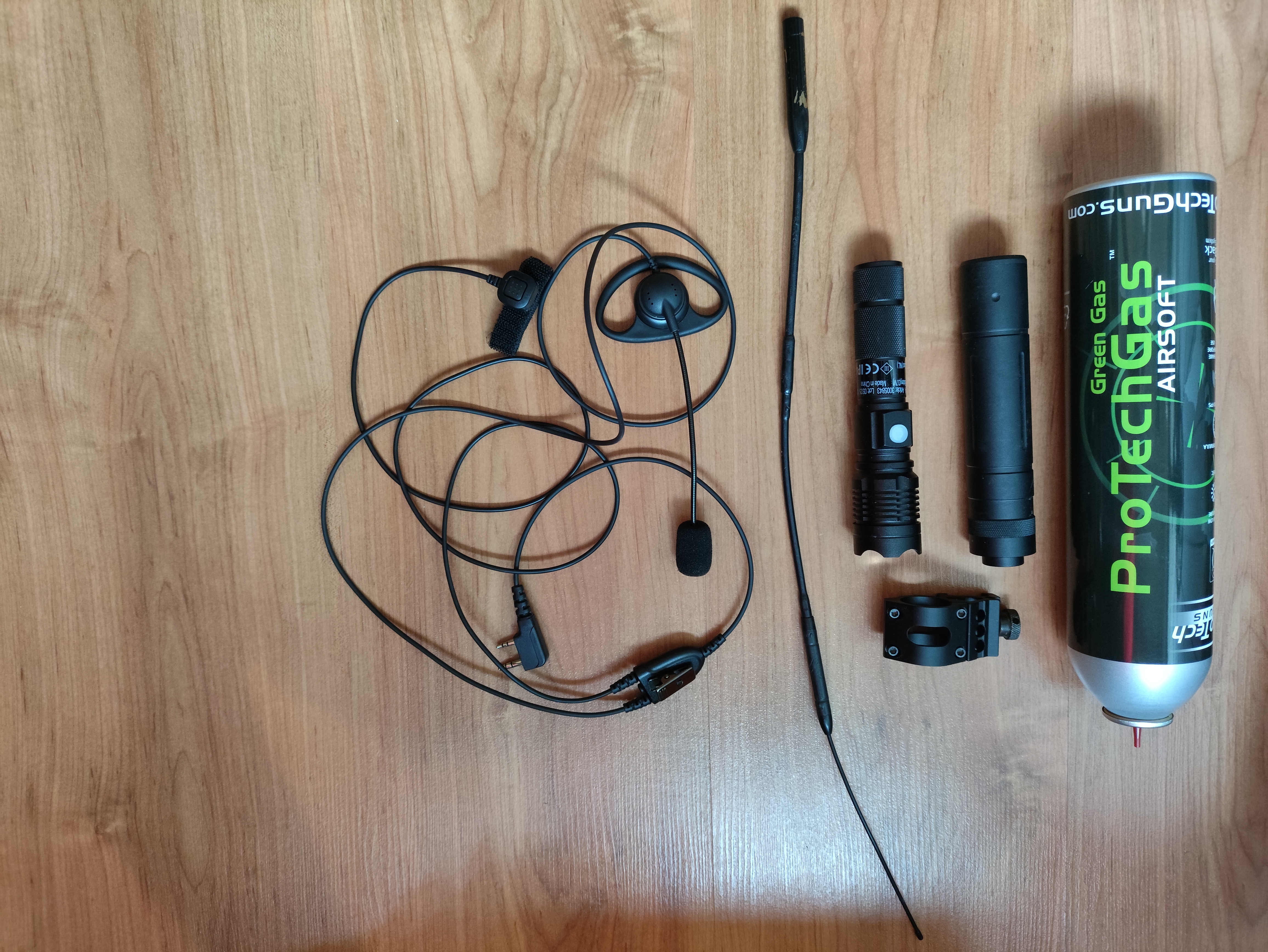 Antena, mikrofonosłuchawka PTT,tłumik dźwięku + inne