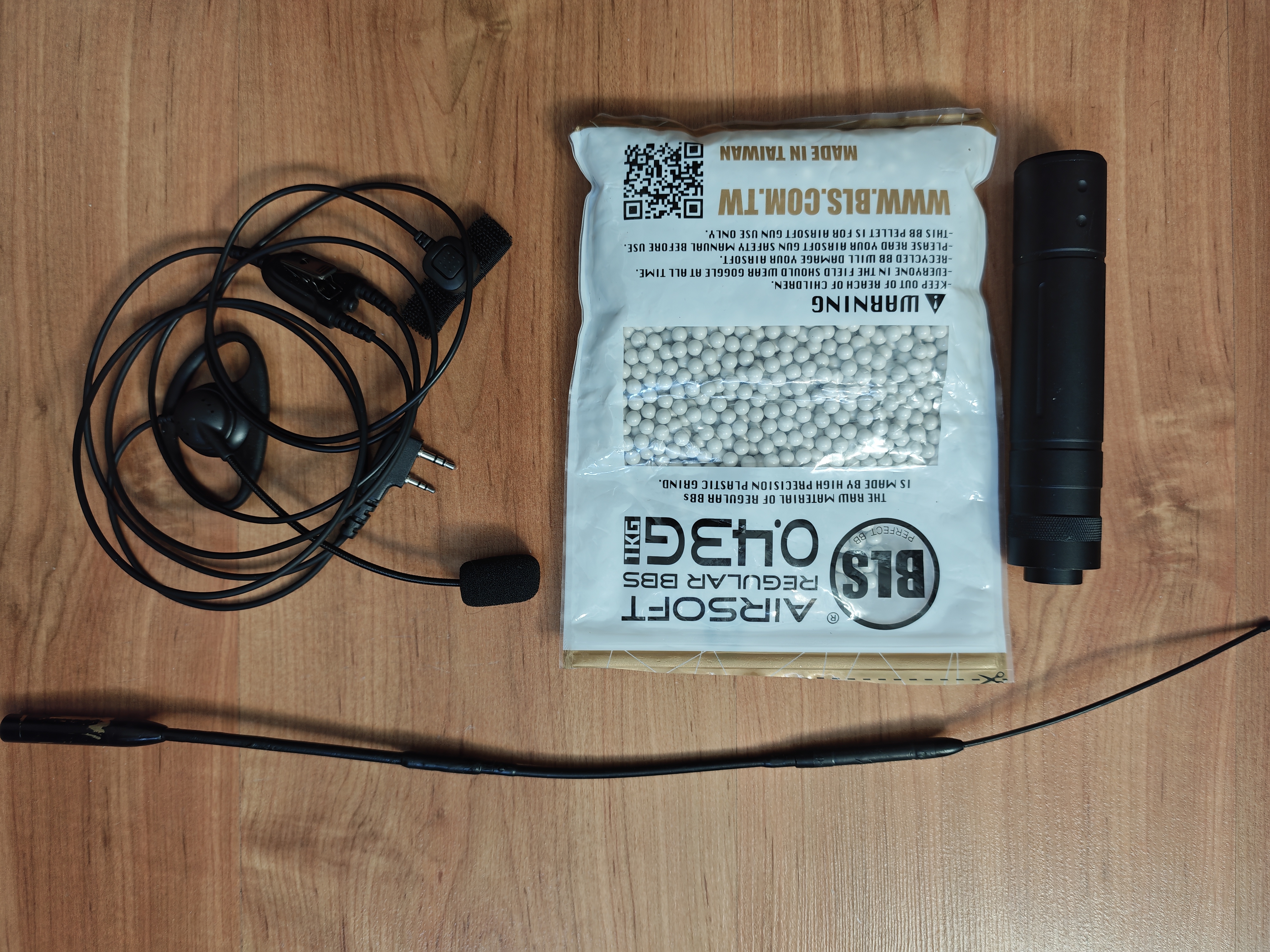 Kulki BLS, antena Diamond, mikrofonosłuchawka PTT Kenwood