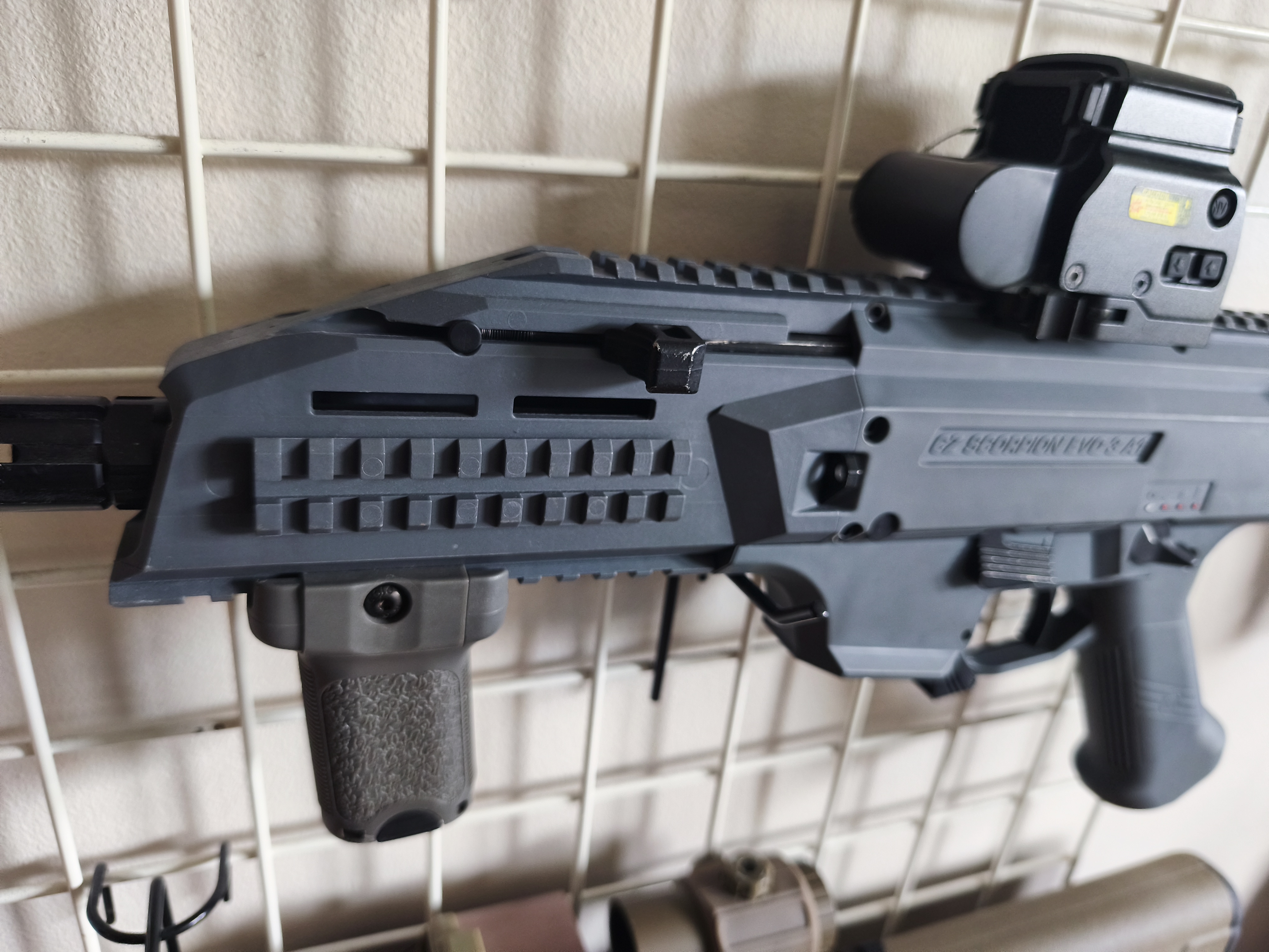 Scorpion EVO3A1 Battleship Grey ASG + magi
