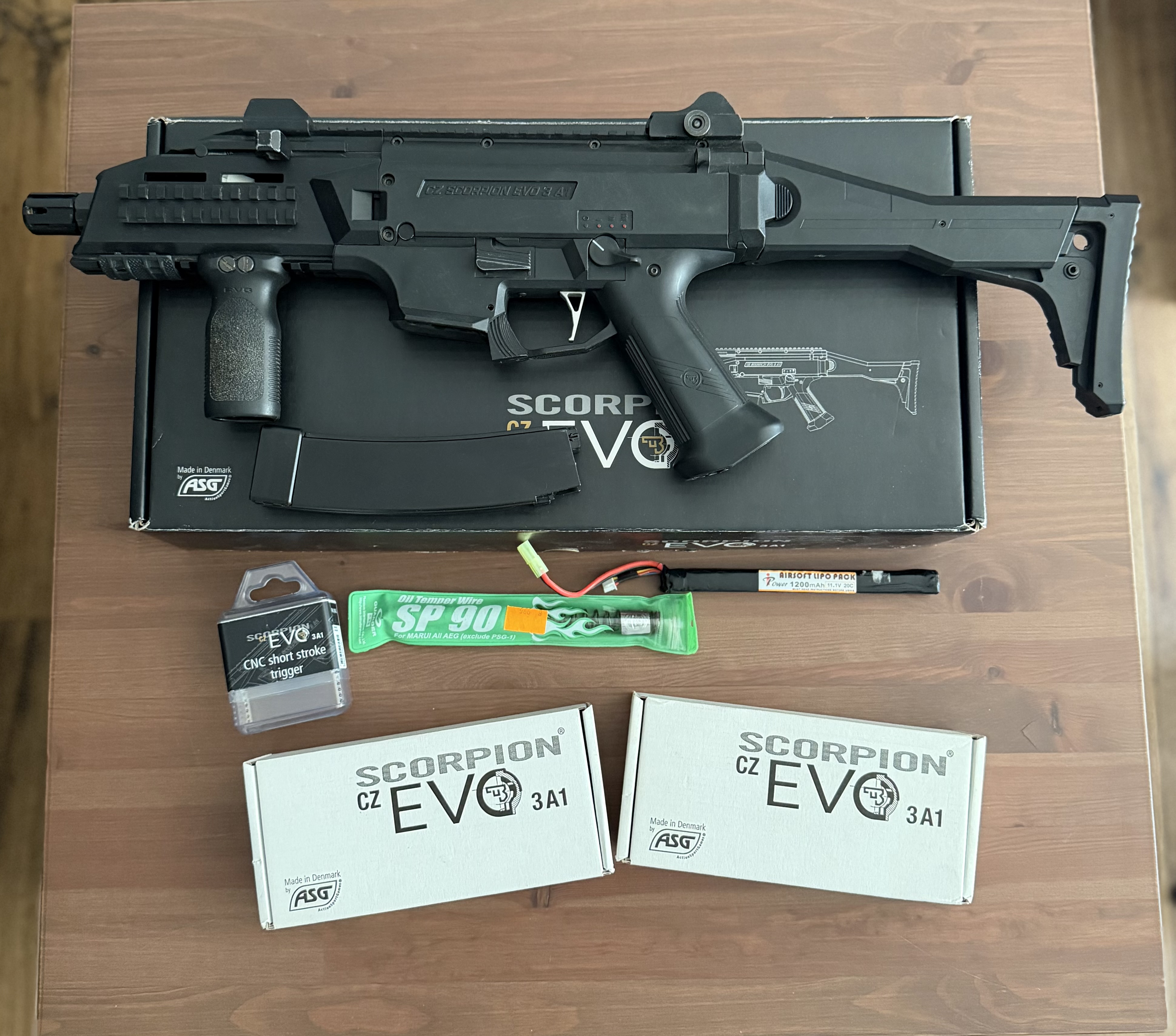 Scorpion Evo 3 A1 + 6 magazynków