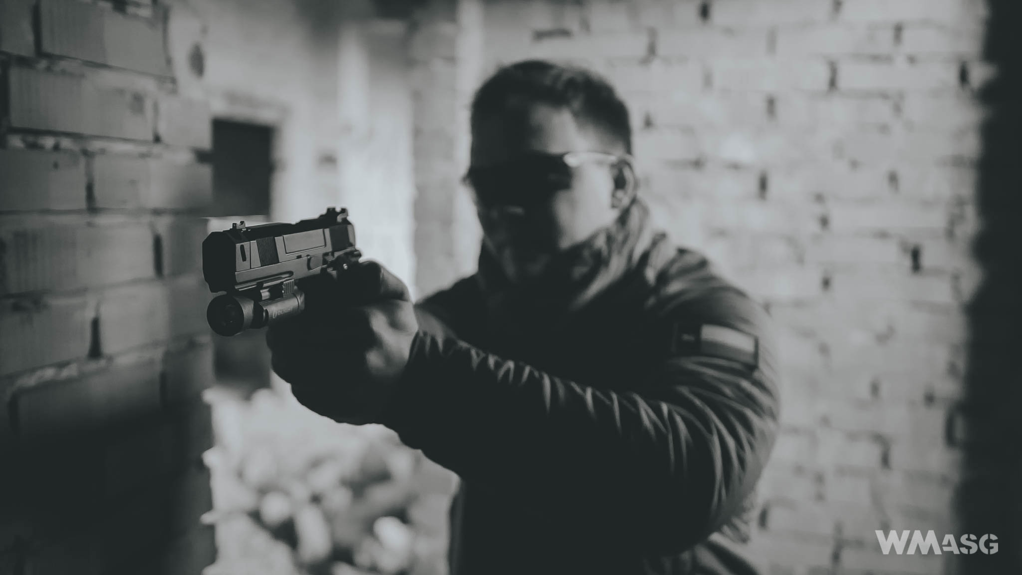 ARMY ARMAMENT R501 - w terenie