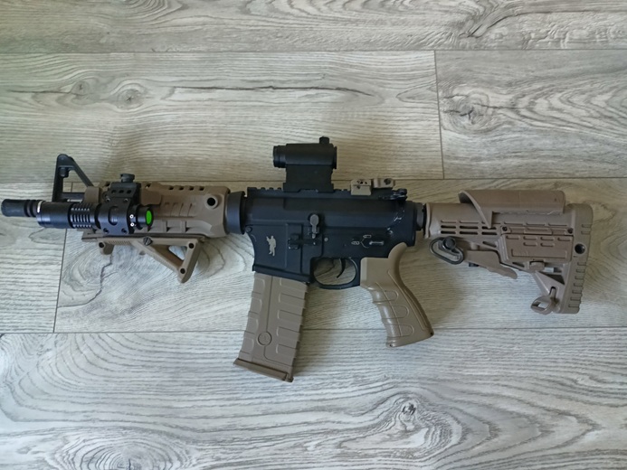 M4A1 CQB King Arms "Full Metal"