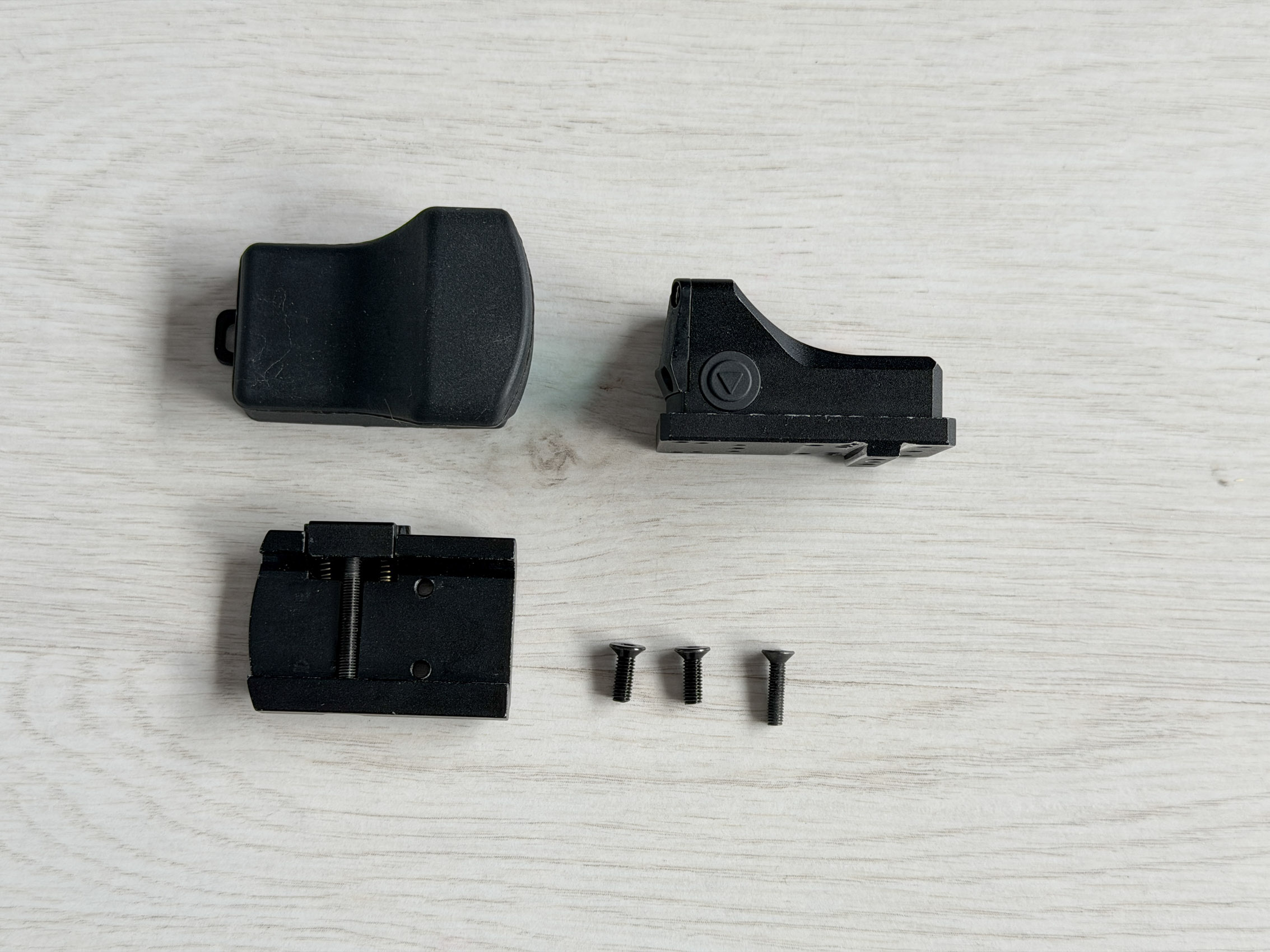 Kolimator M1 mini czarny res + płytka do Kp18/glock