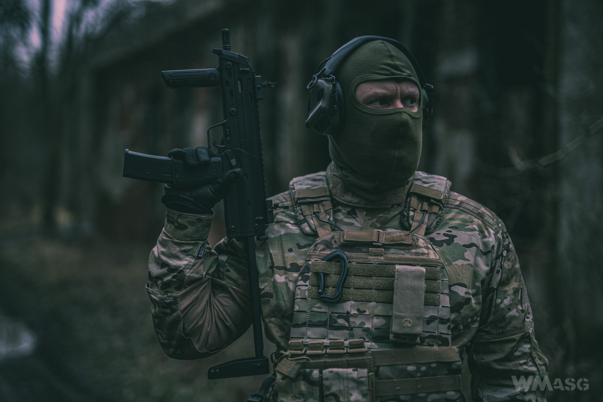 HK MP7A1 AEG - UMAREX/VFC- w terenie