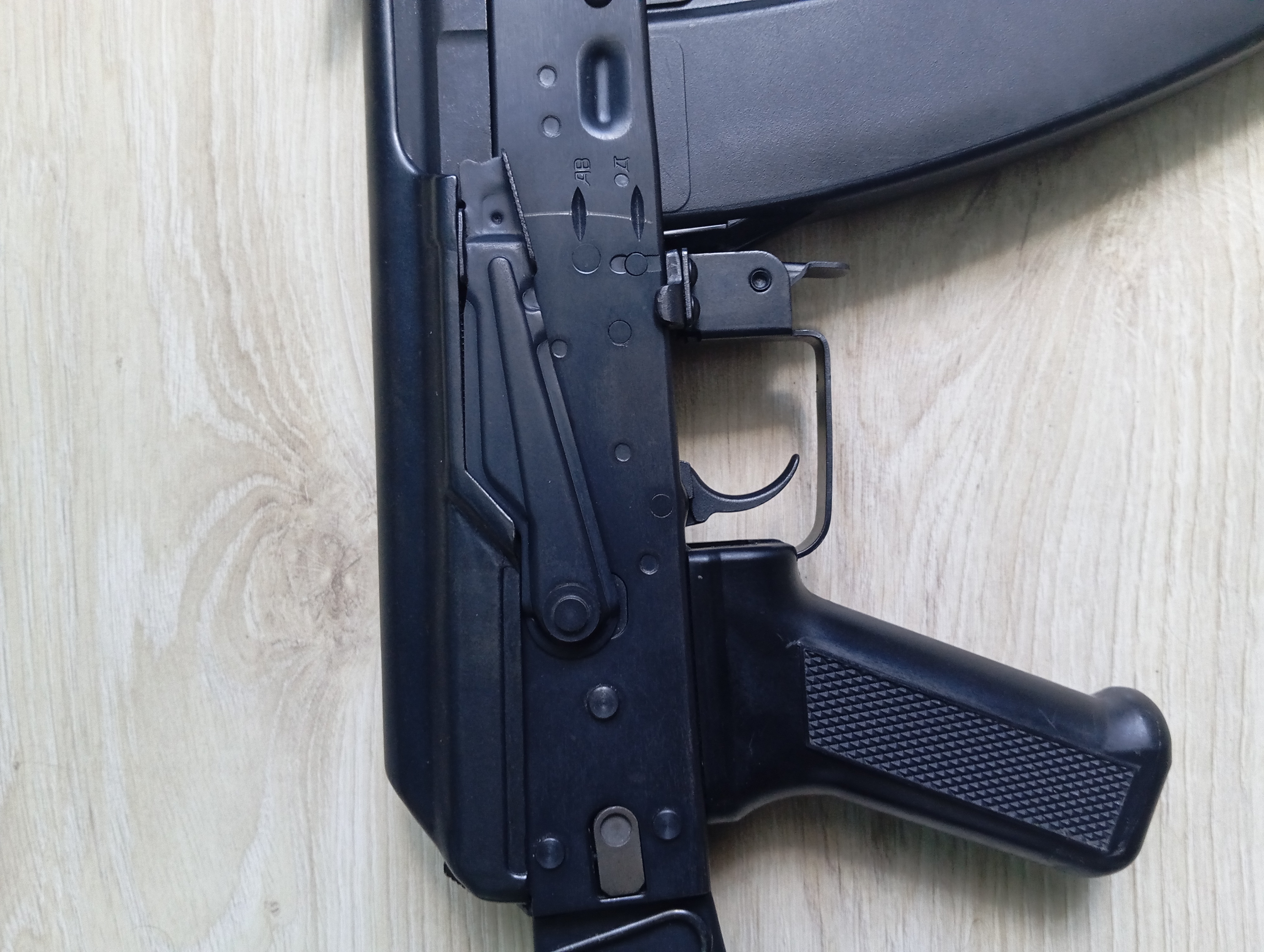 E&L AK 105