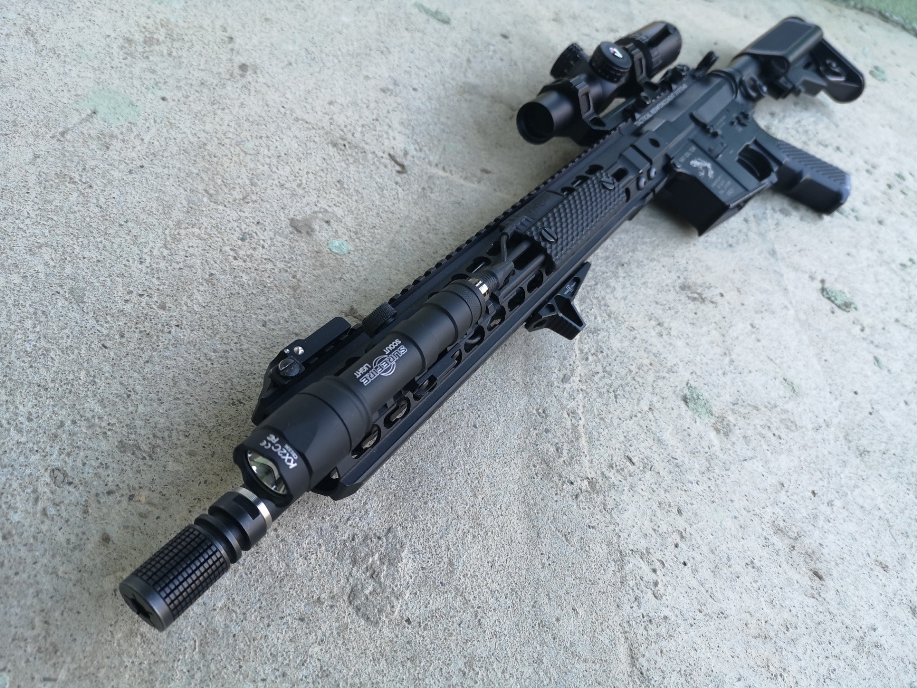 Latarka kopia SureFire M600 stan BDB