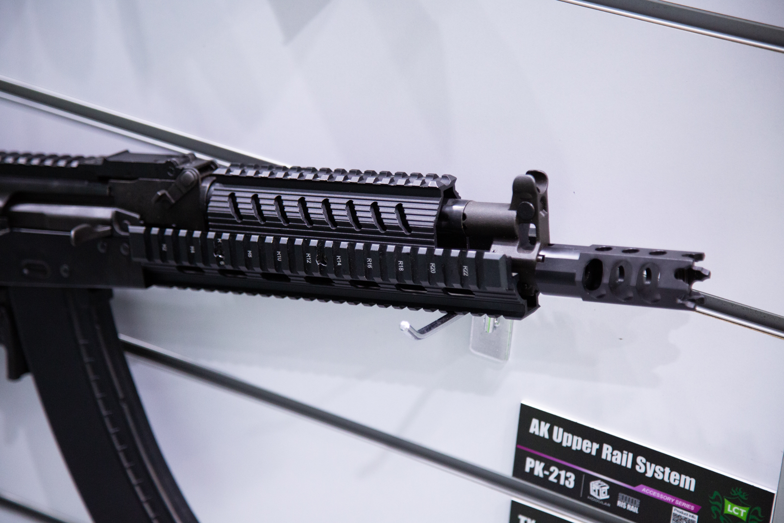 MOA 2019 LCT repliki Z