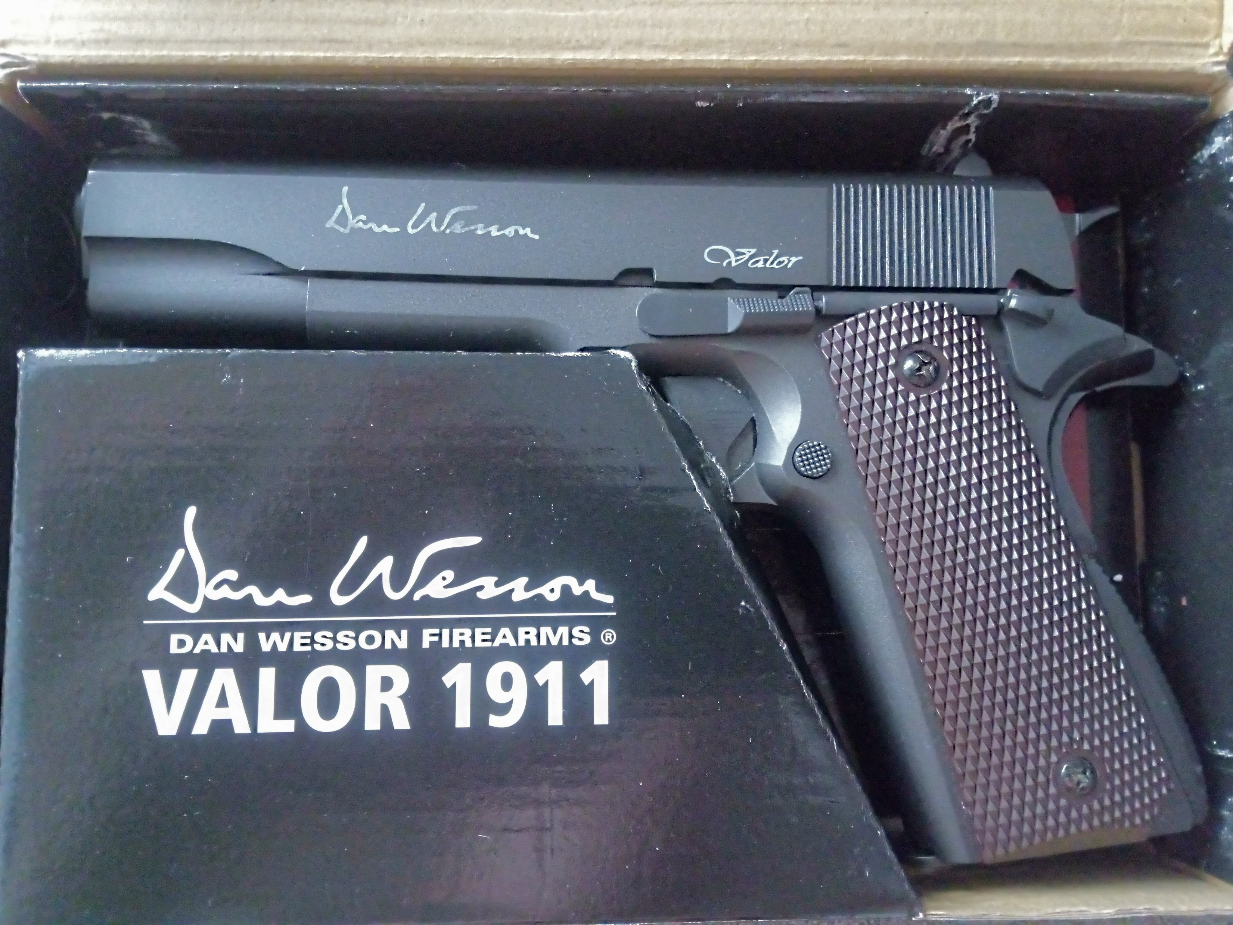 DAN WESSON COLT 1911 / PRZEPIĘKNY / wiatrówka 4,5 mm
