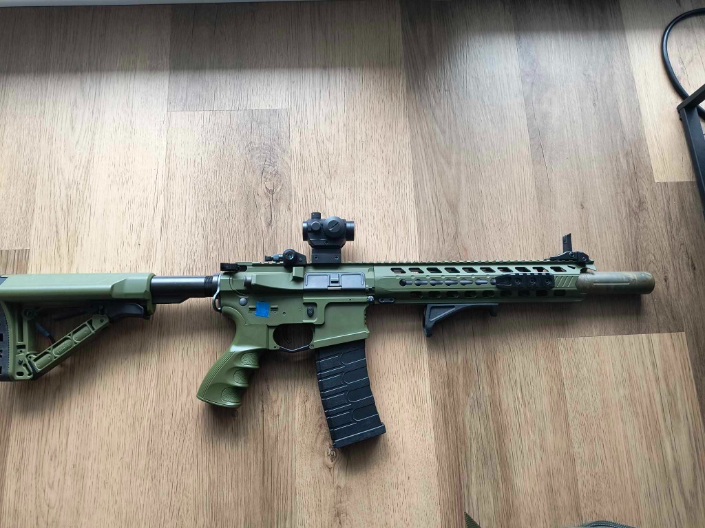 G&G Replika airsoft karabinka GC16 Predator Hunter Green AEG