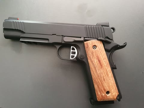 R28 [Army Armament]