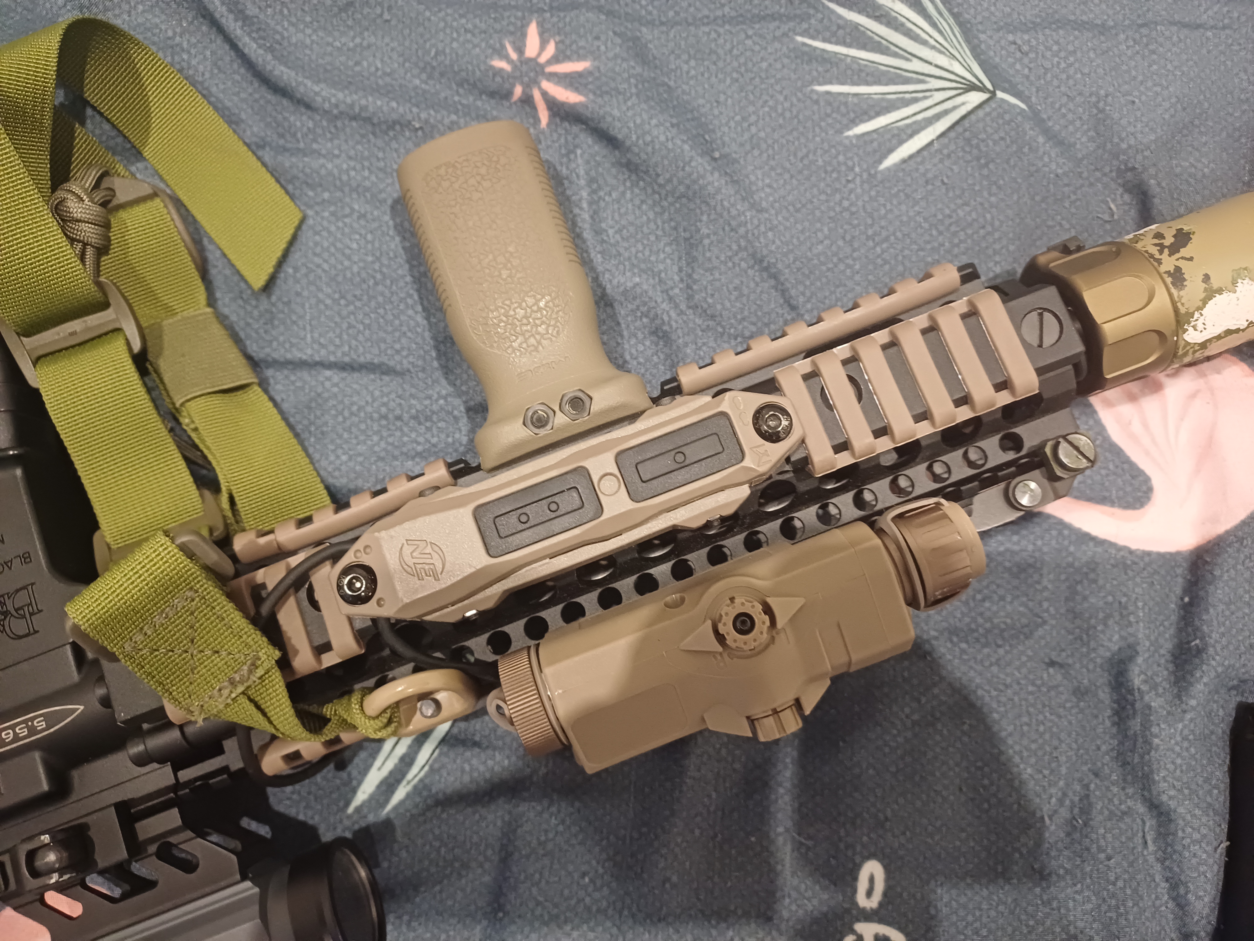 CGS MK18 z dodatkami