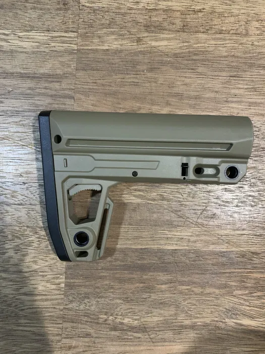 Nowa kolba Tan AR 15 (Noveske, Magpul, CTR, Moe)