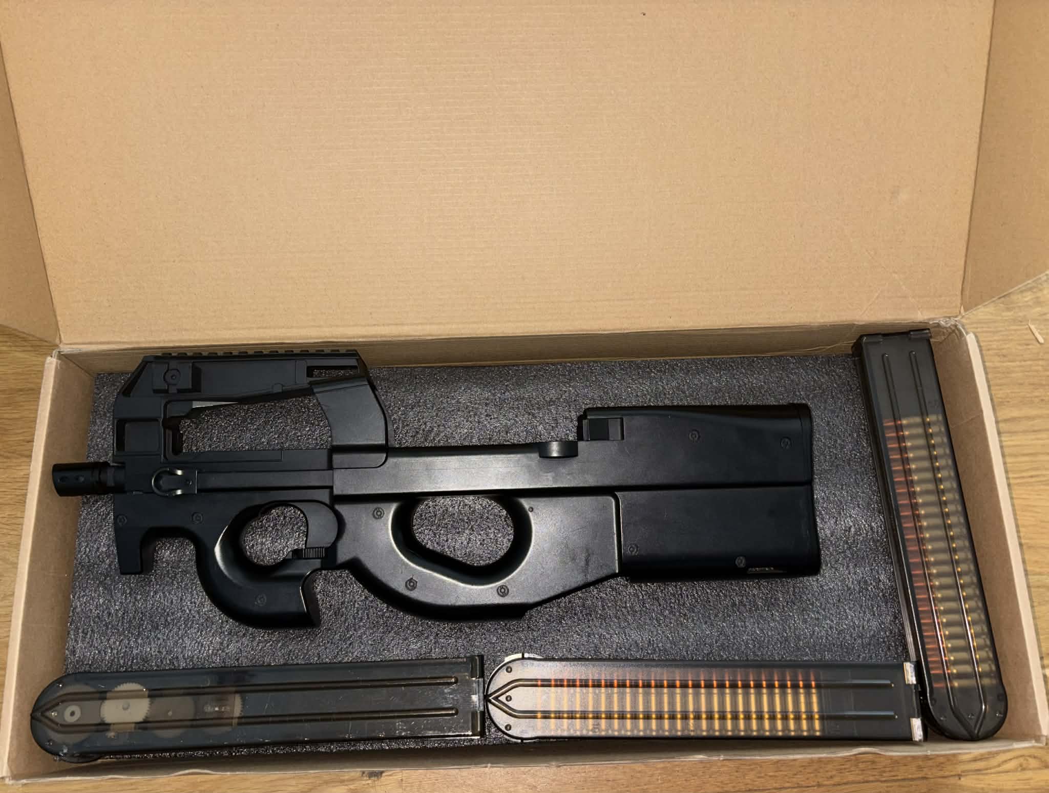 P90 Double Bell+3 magazynki (Nie wiem ile jest warta, proszę pisać propozycje cenowe)