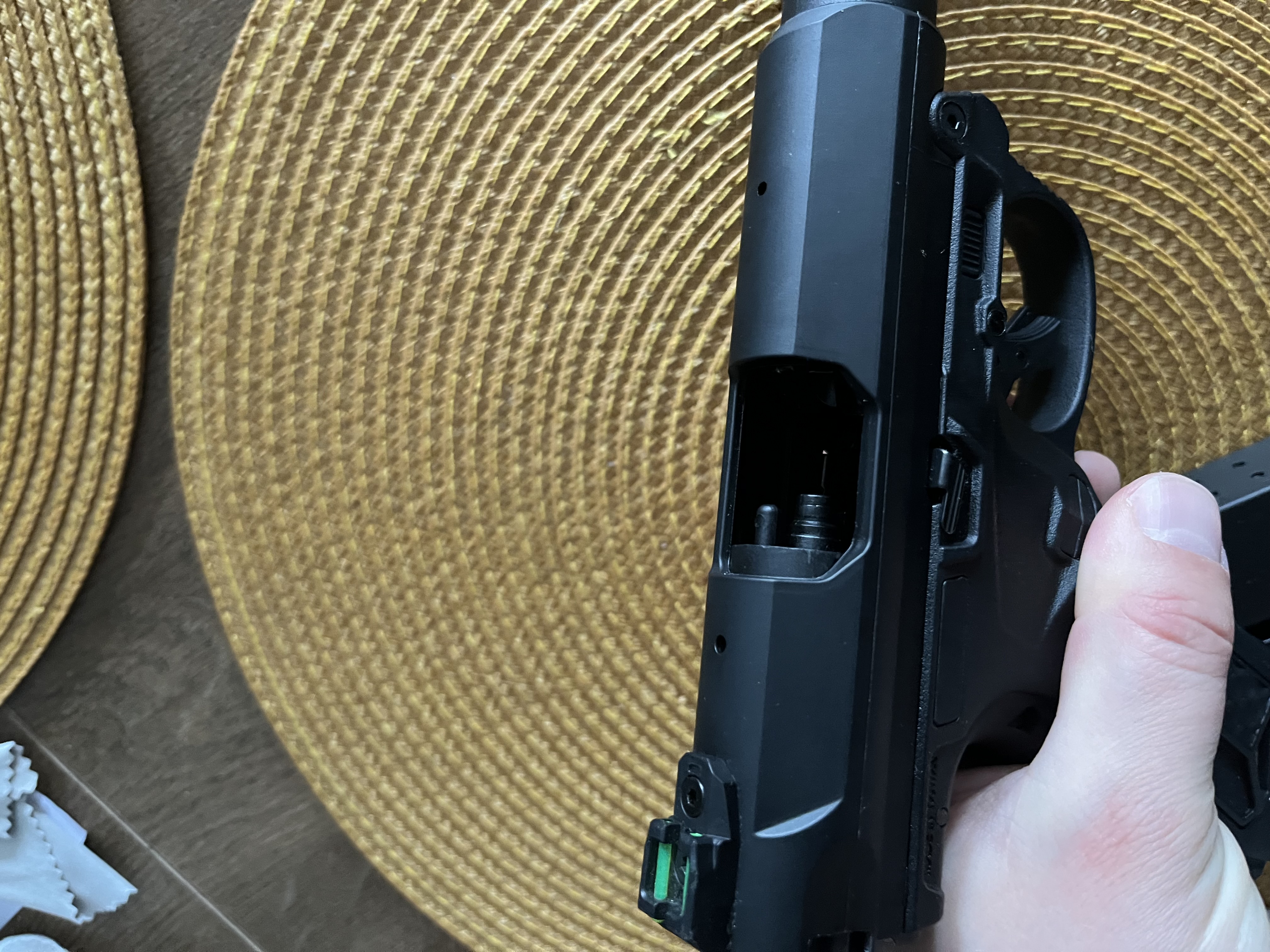 AAP01 Action Army. 2 magazynki, montaż rmr